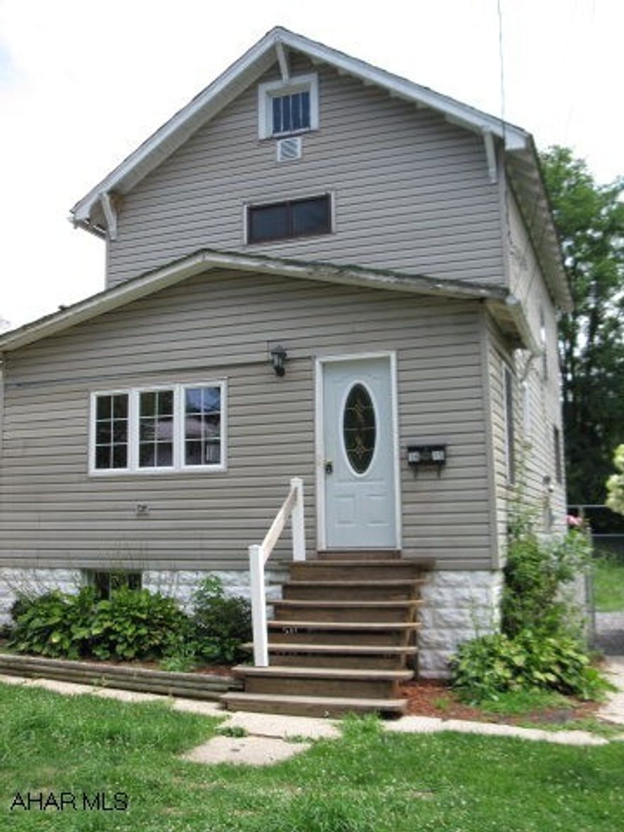 Investor/Handyman - Great Opportunity.  3 bed, 1.25 bath on level double fenced lot in very convenient Pleasant Valley neighborhood.  New siding and some new doors and windows.  TLC and finish work required.  Cash As Is.