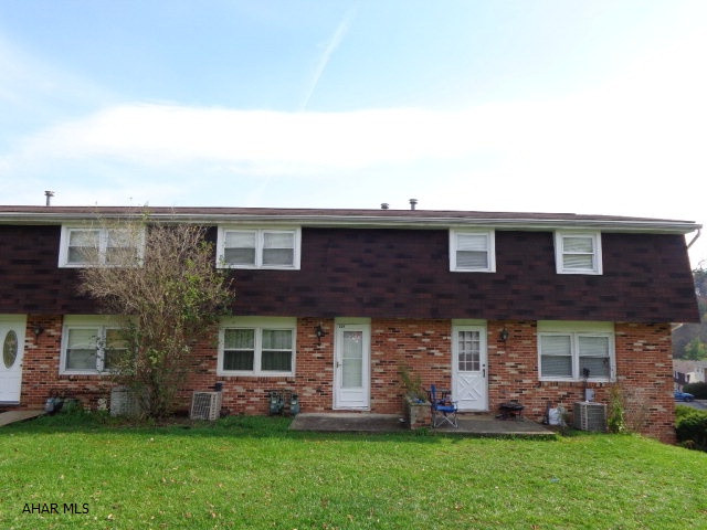 Maple Hollow - Residential