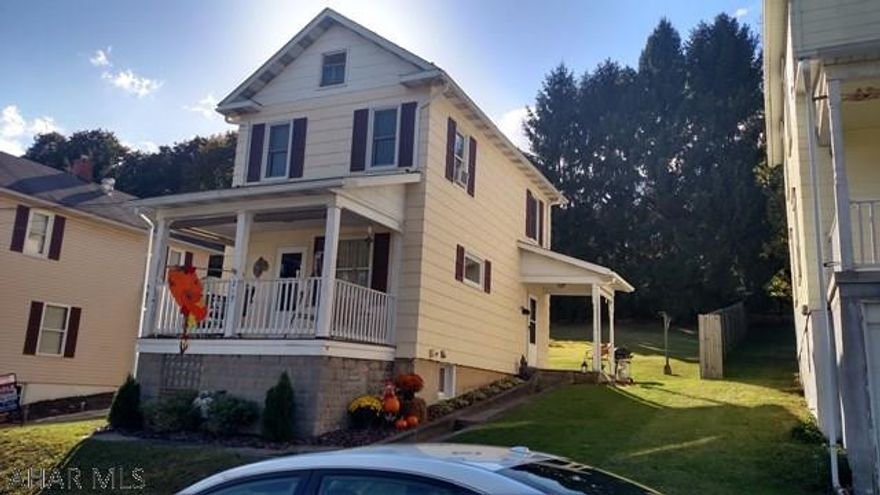 Open House Saturday, October 14th, 12:30-2:30.  Very well maintained and decorated 2 bedroom home in the borough for only $59,900. All appliances included...along with window treatments, 2 A/C window units, and the bedroom area rugs. Call the listing agent to see how you may be able to buy this home with no money down.