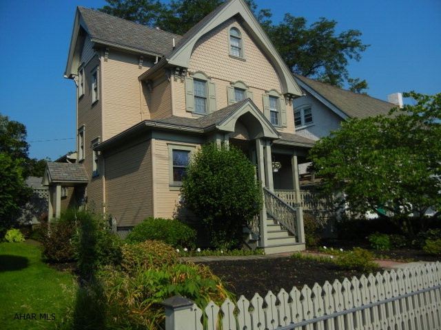 Hollidaysburg - Residential