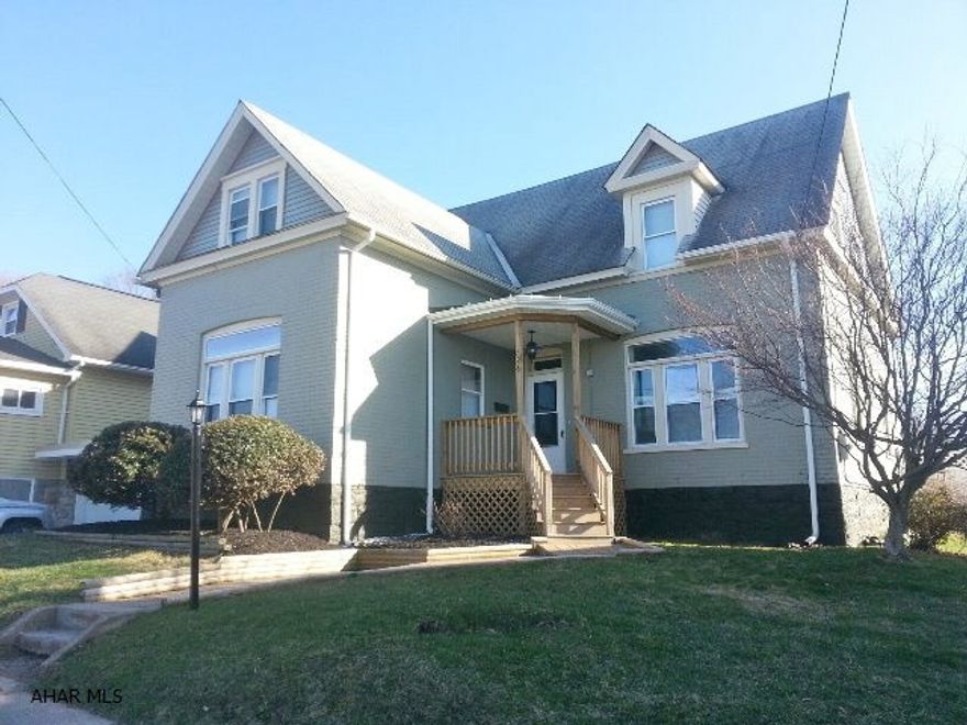 This exceptional blend of old and new gives this home character you'll find nowhere else. It welcomes you the minute you walk through the door. The privacy fenced yard will be great for entertaining friends, and security for children and pets. Call today for a tour of what could be your next home