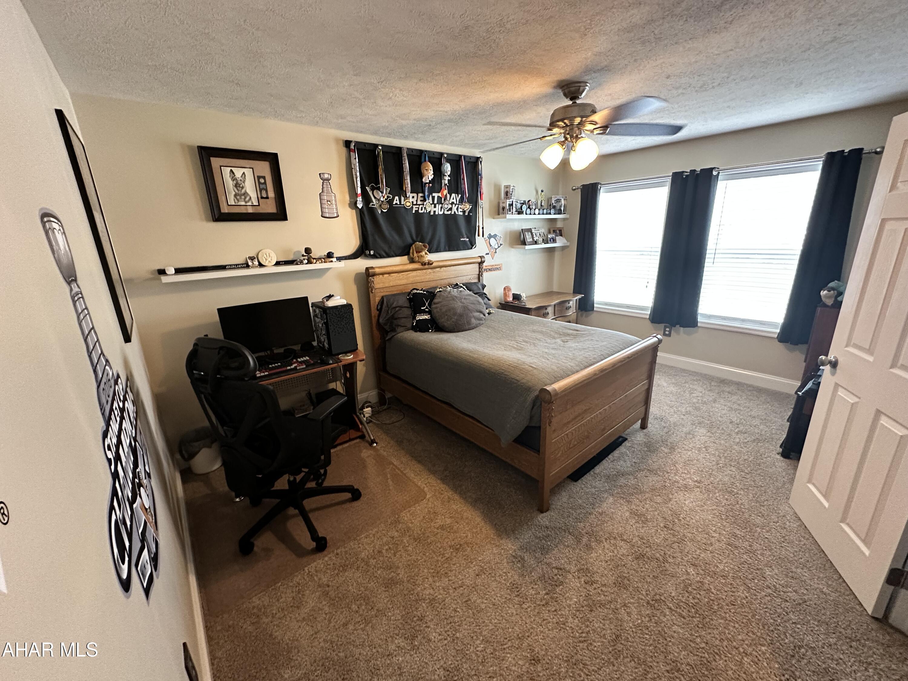 Rolling Hills - Residential