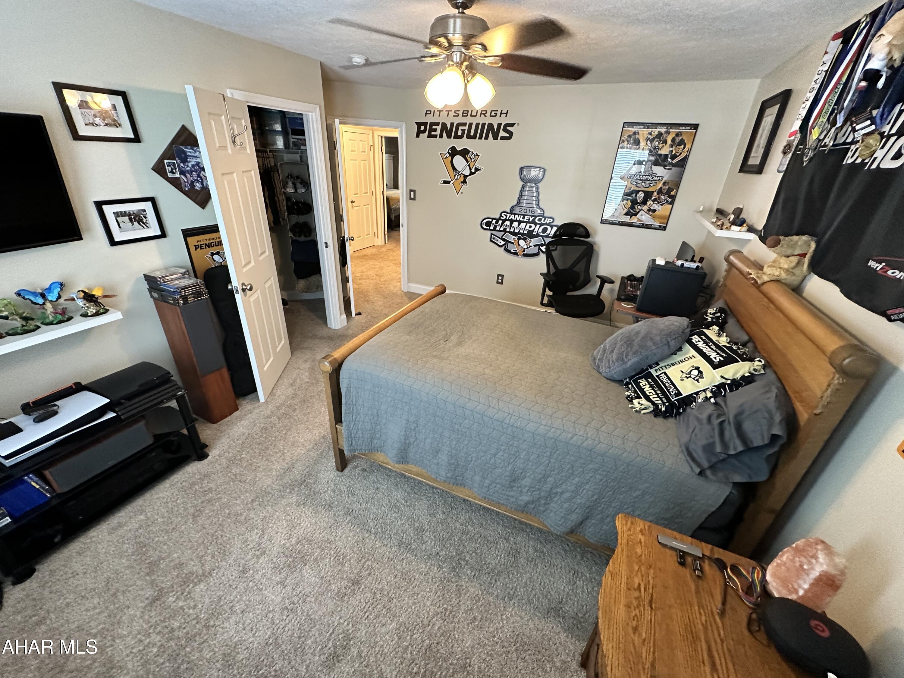 Rolling Hills - Residential