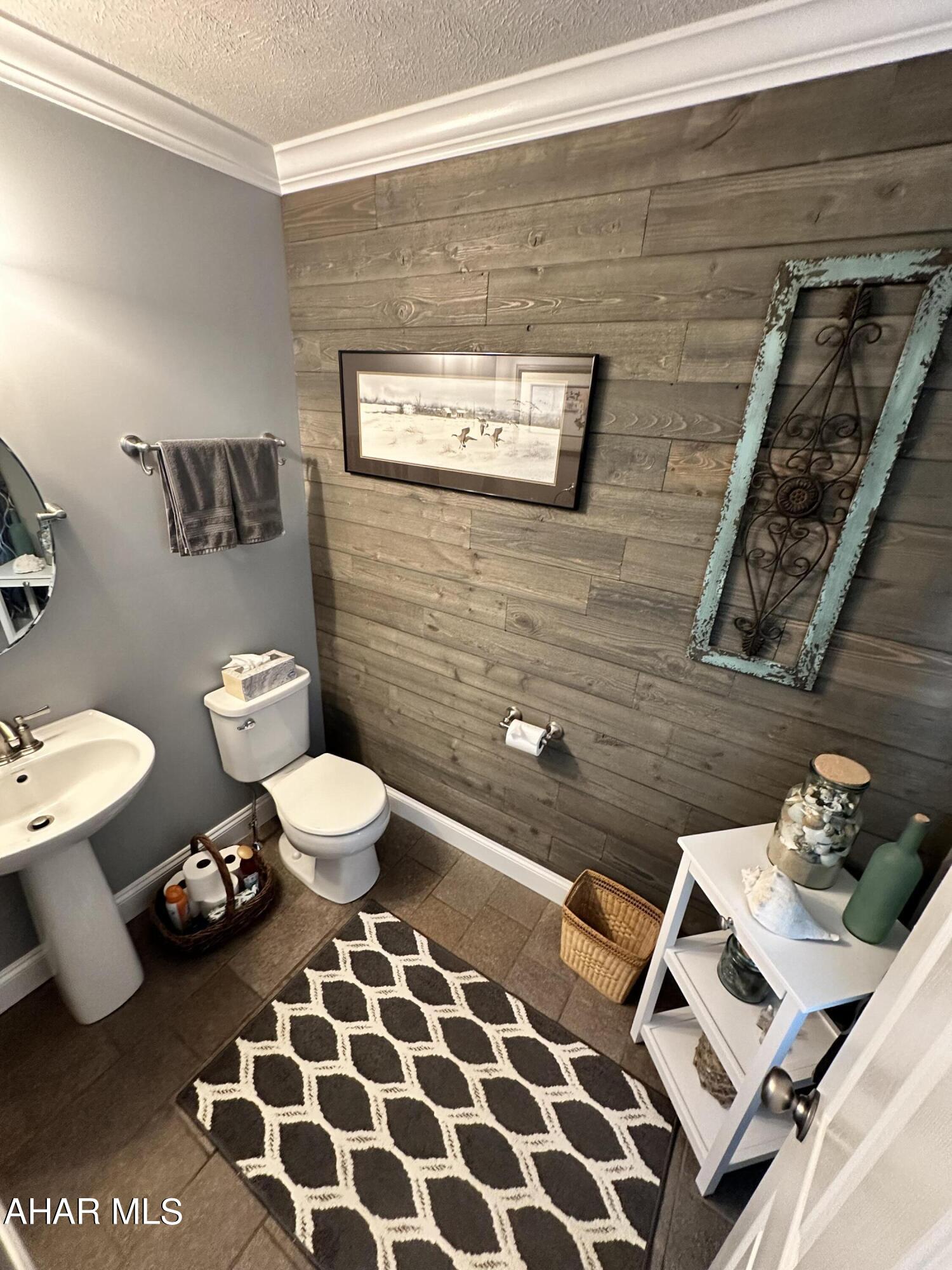 Rolling Hills - Residential