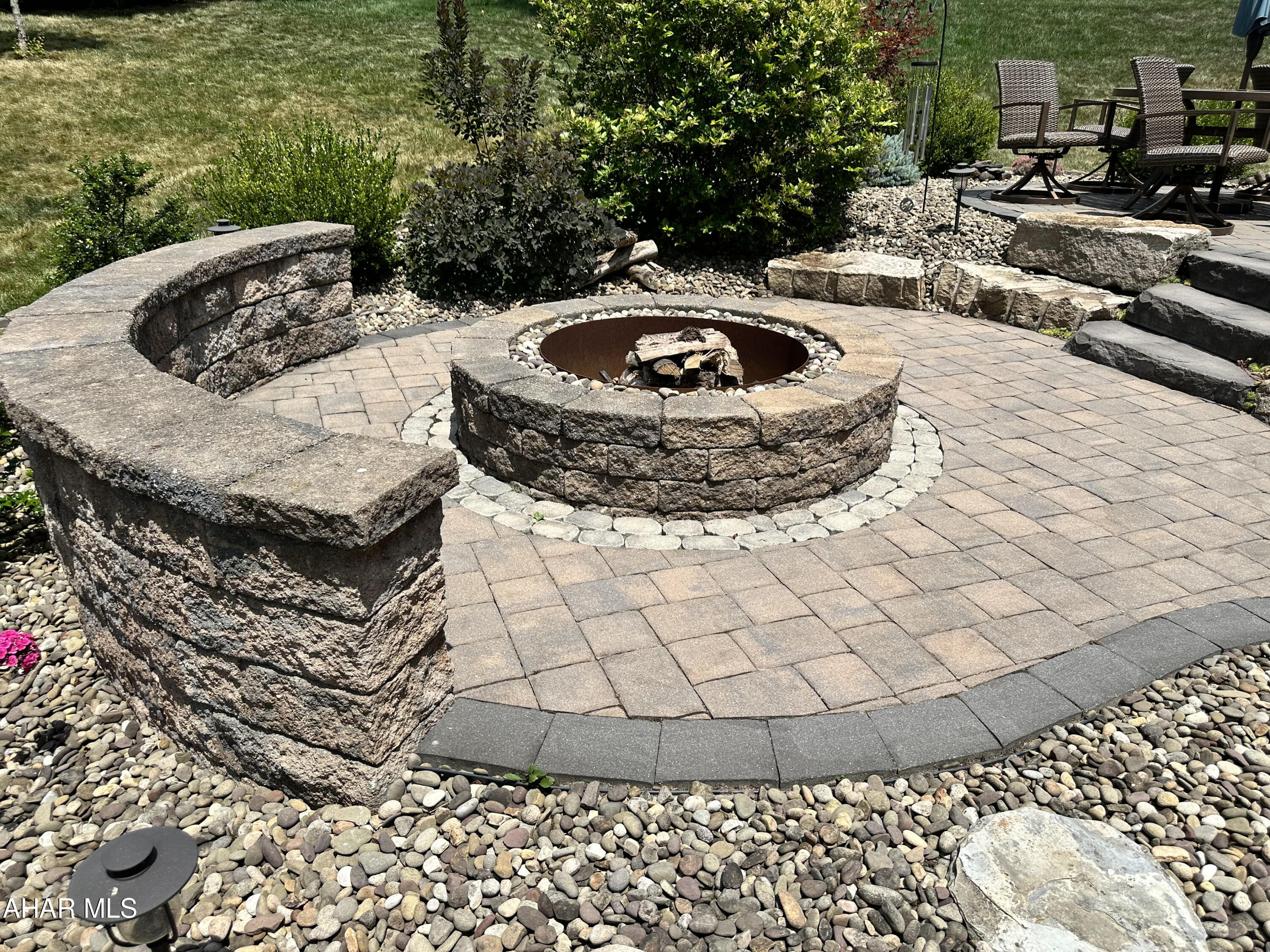 Rolling Hills - Residential