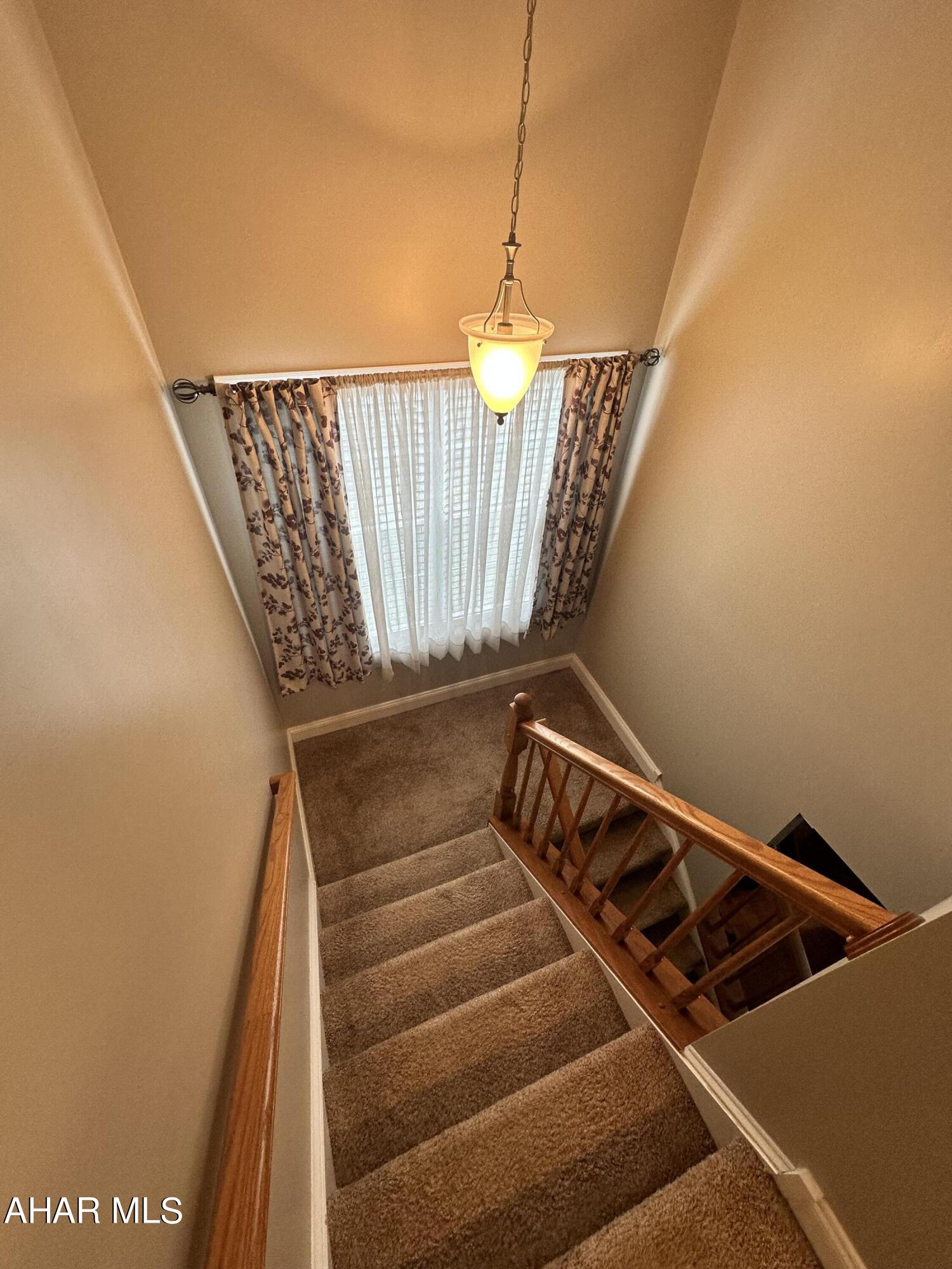 Rolling Hills - Residential