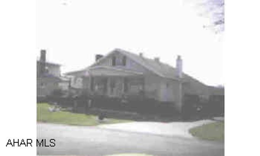 Lovely rancher in garden heights. Good mechanics, newer siding, furnance and central air. Large lot. Lovely rancher in garden heights. Good mechanics, newer siding, furnance and central air. Large lot.