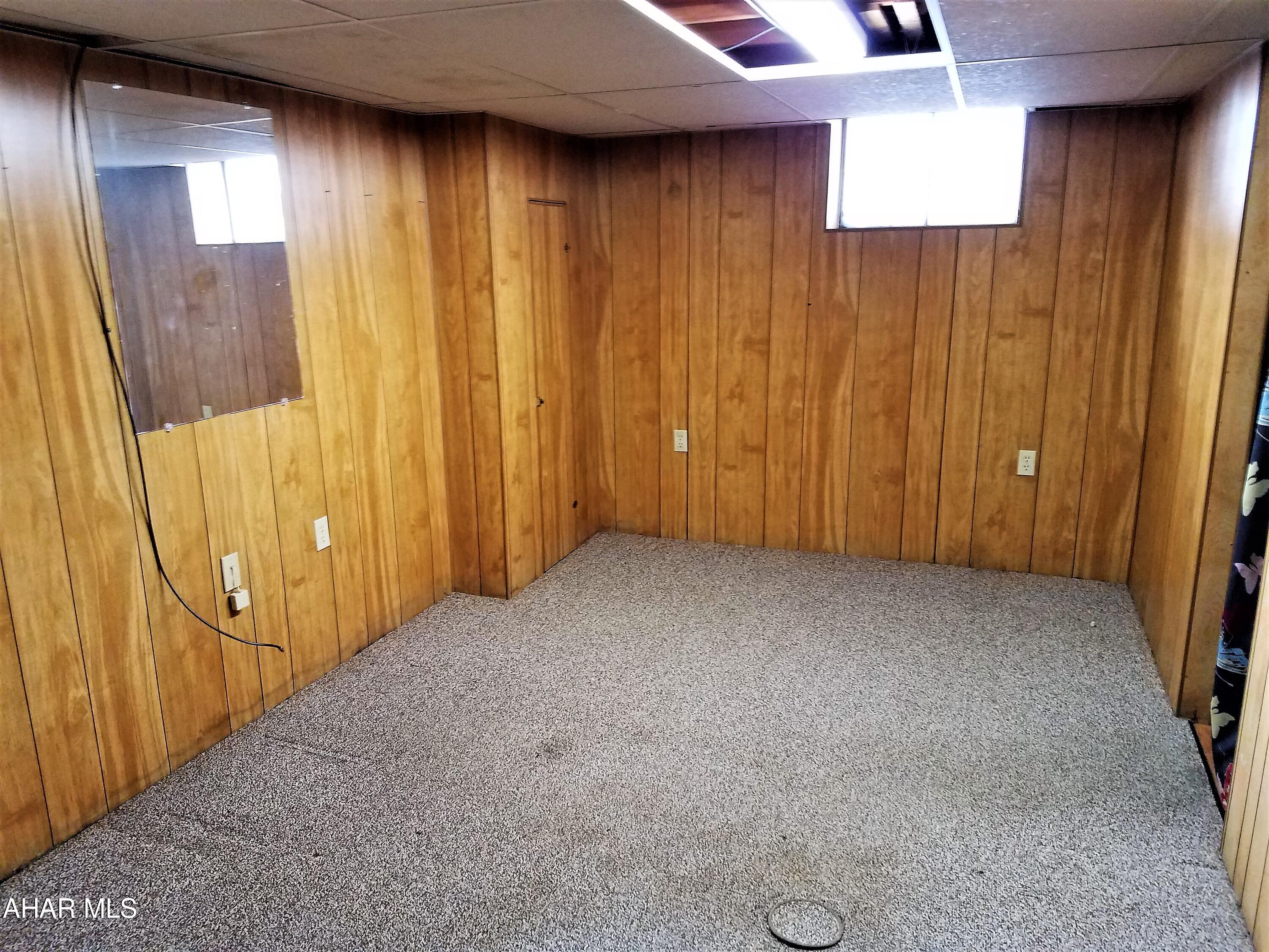 Meadowbrook Terrace - Residential