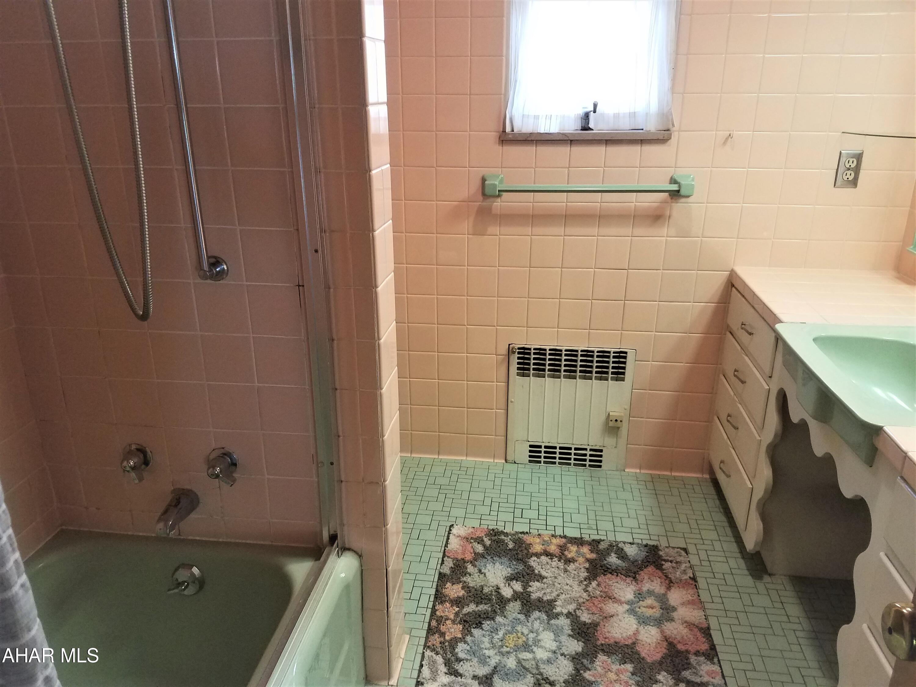 Meadowbrook Terrace - Residential