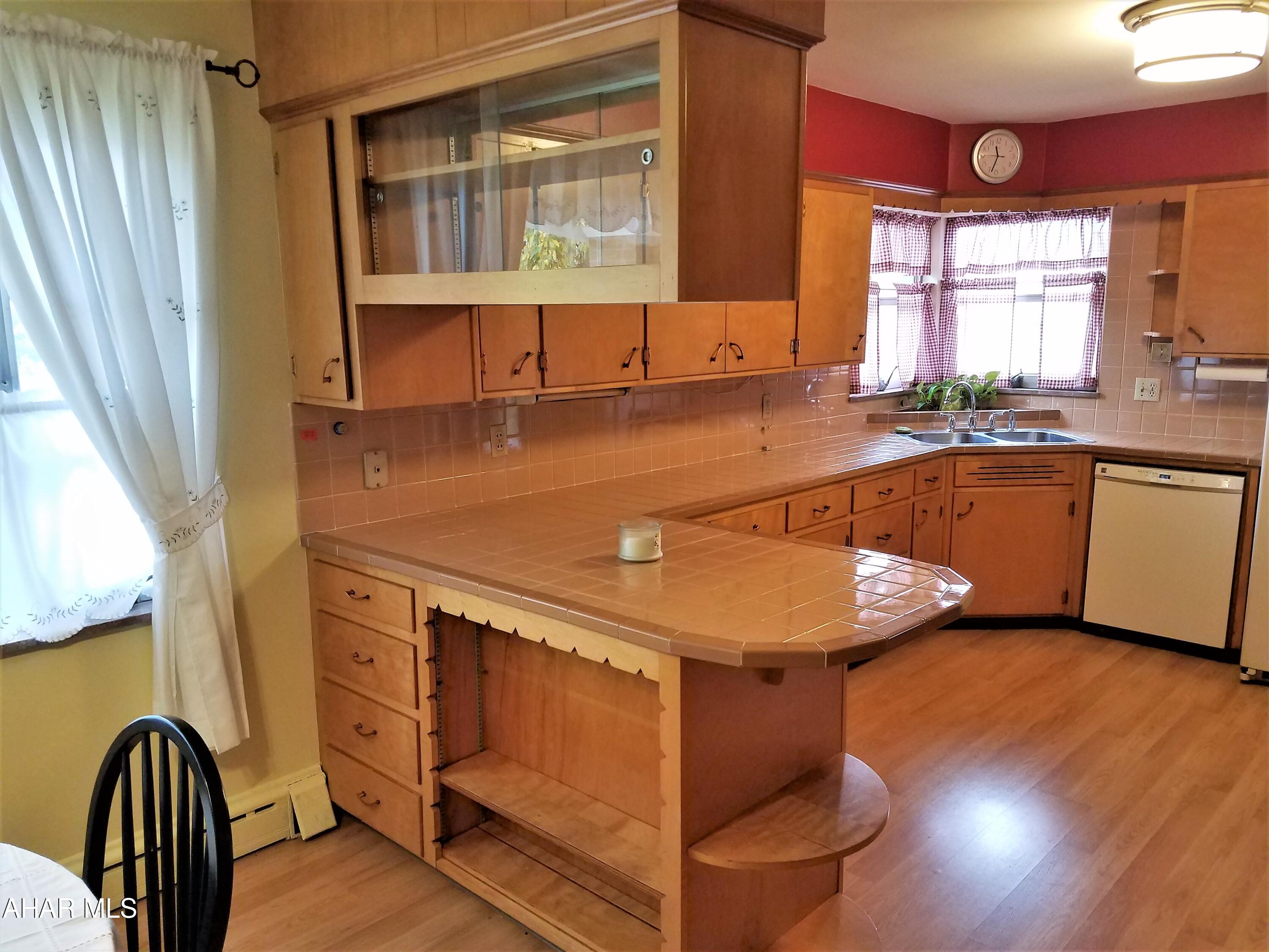 Meadowbrook Terrace - Residential