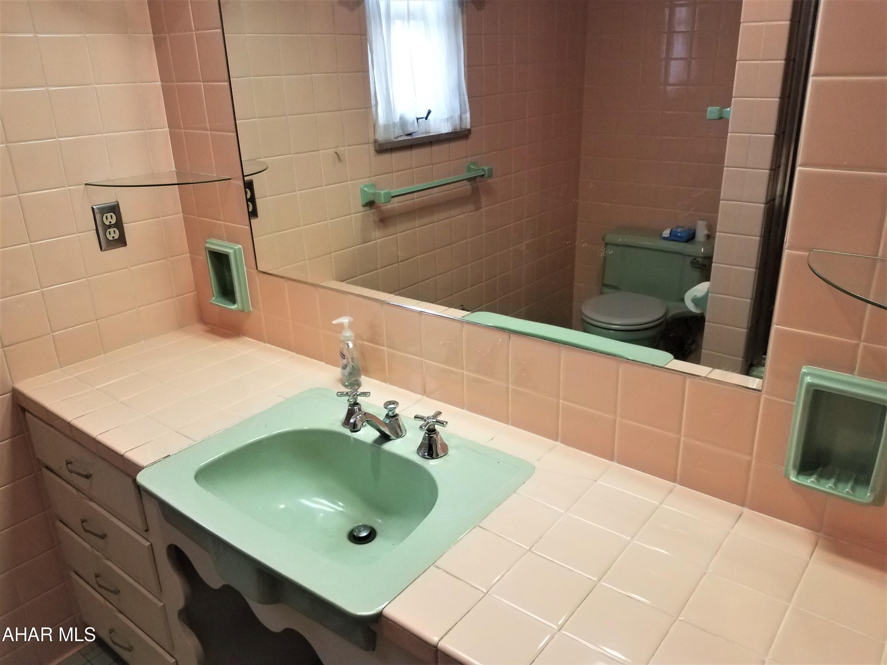 Meadowbrook Terrace - Residential