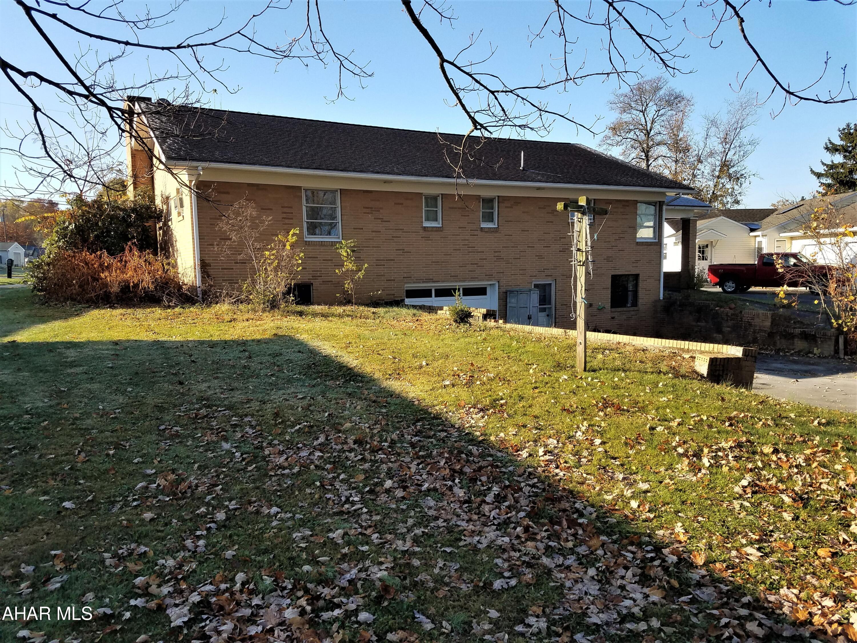 Meadowbrook Terrace - Residential