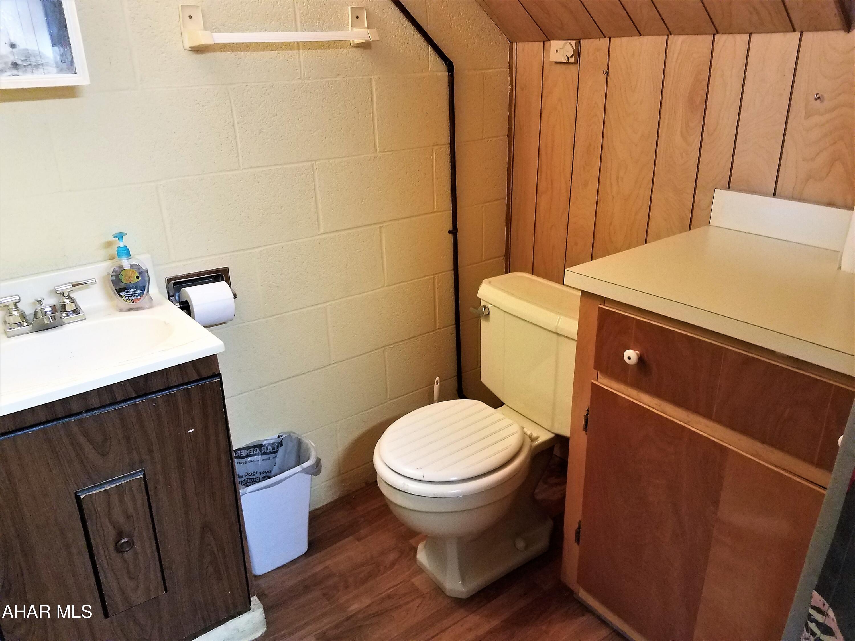 Meadowbrook Terrace - Residential