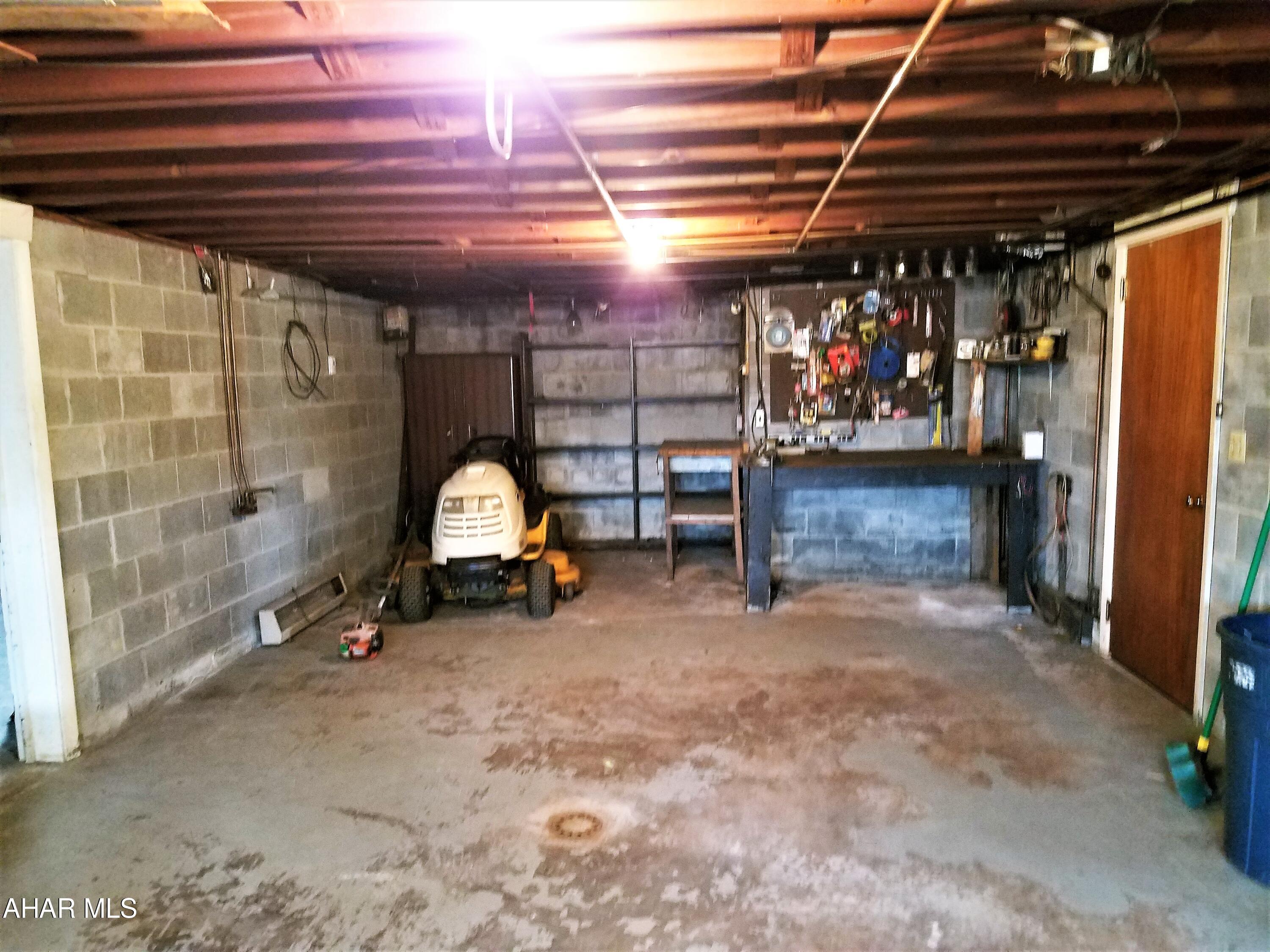 Meadowbrook Terrace - Residential