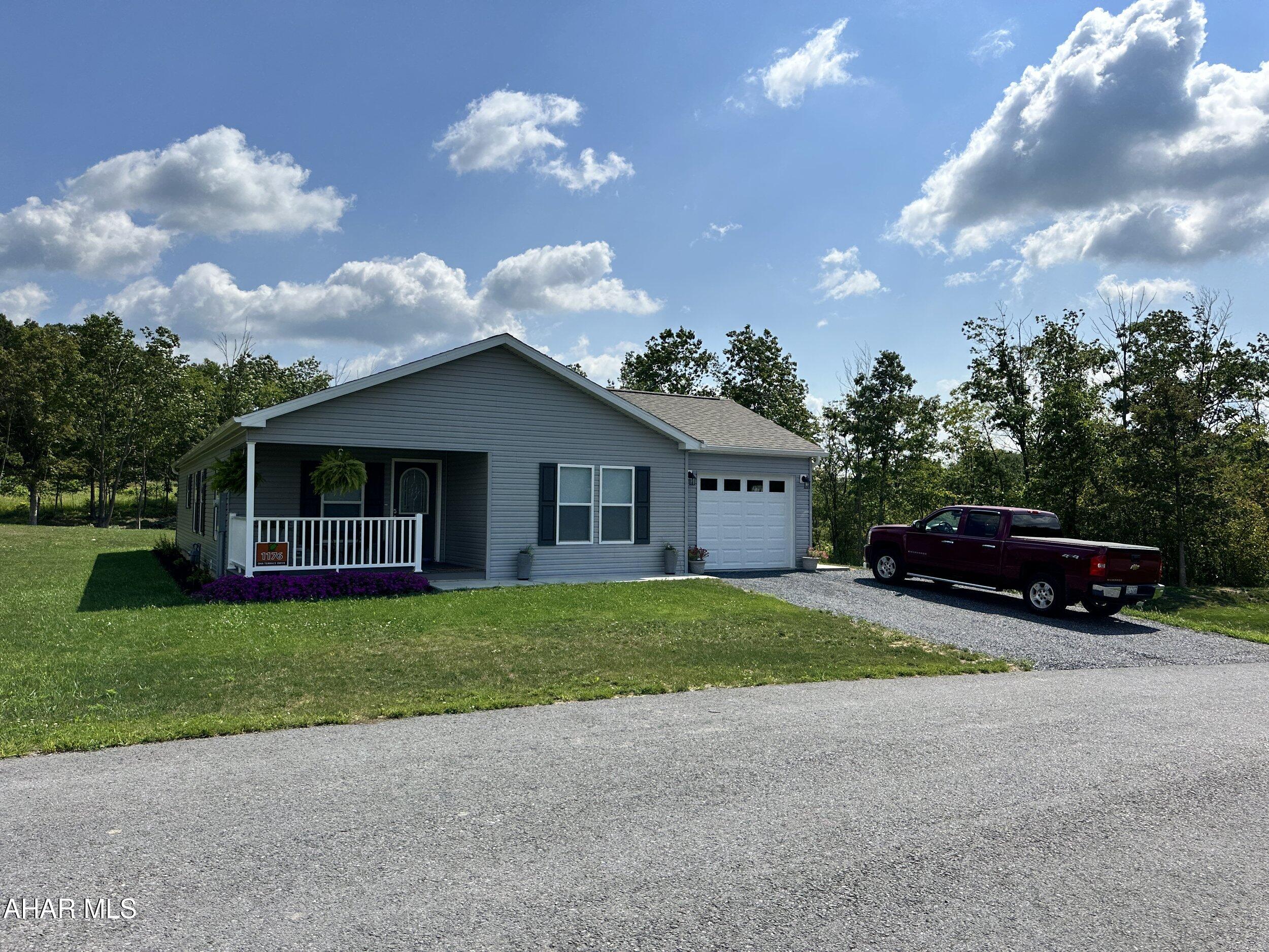 Oak View Community - Residential