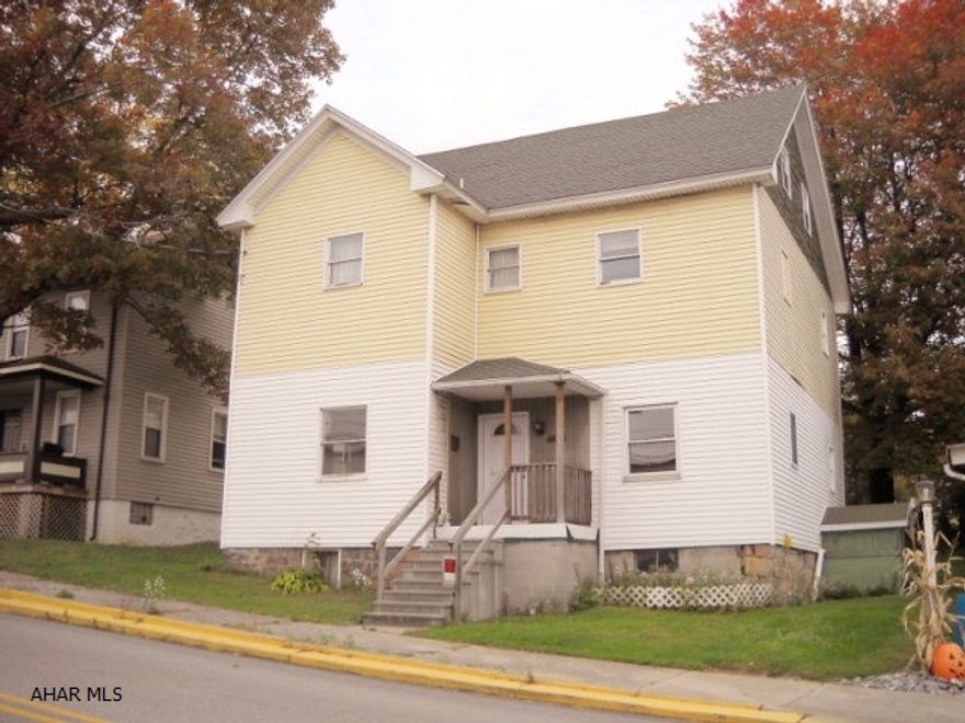 Multi unit building w/3 apts. 1st floor apt. has 2 bedrooms possibly 3,has been totally remodeled. 2nd floor has 2 one bedroom apts. This is a perfect investment property in Cresson Borough.