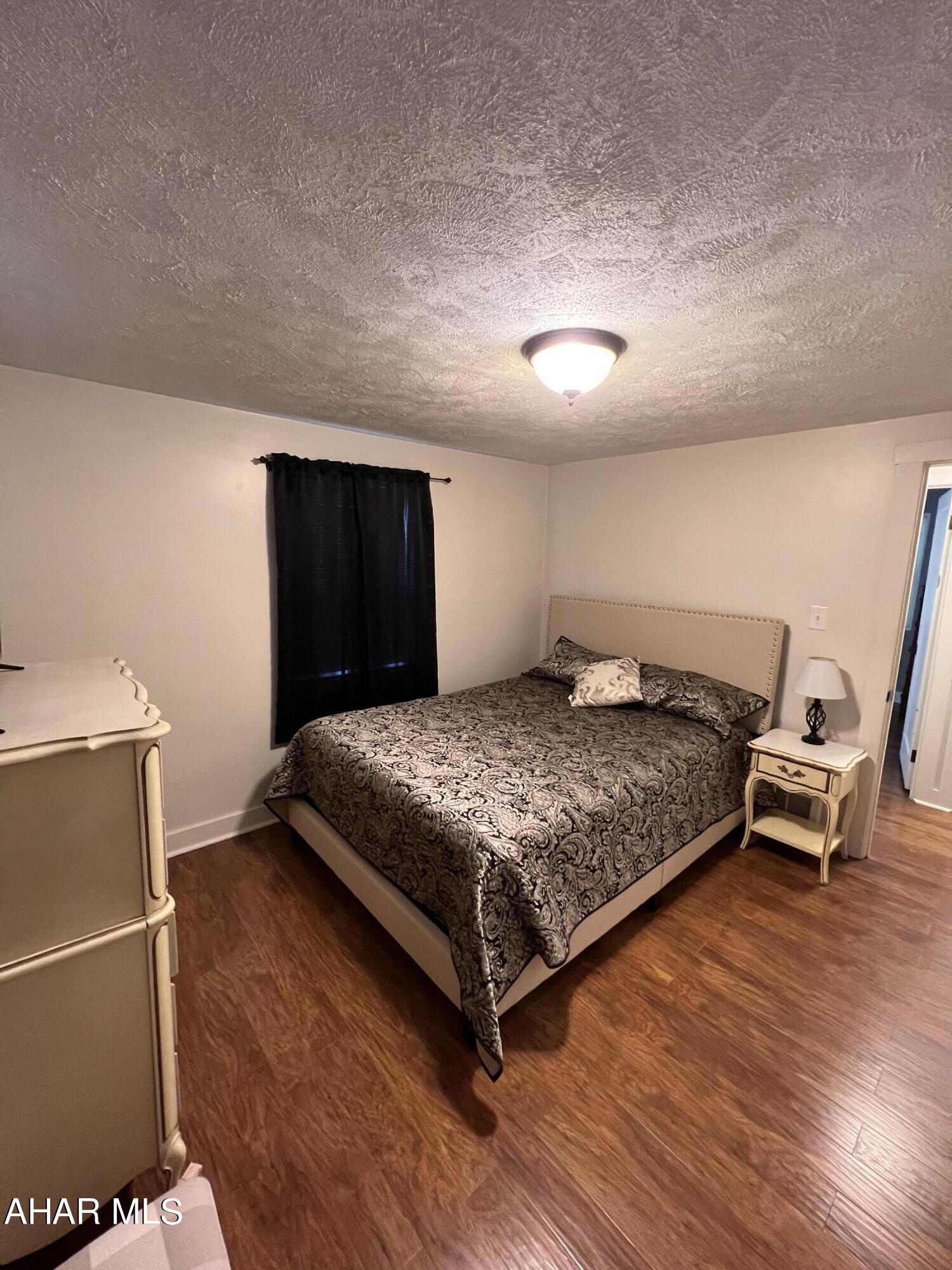 Llyswen - Residential