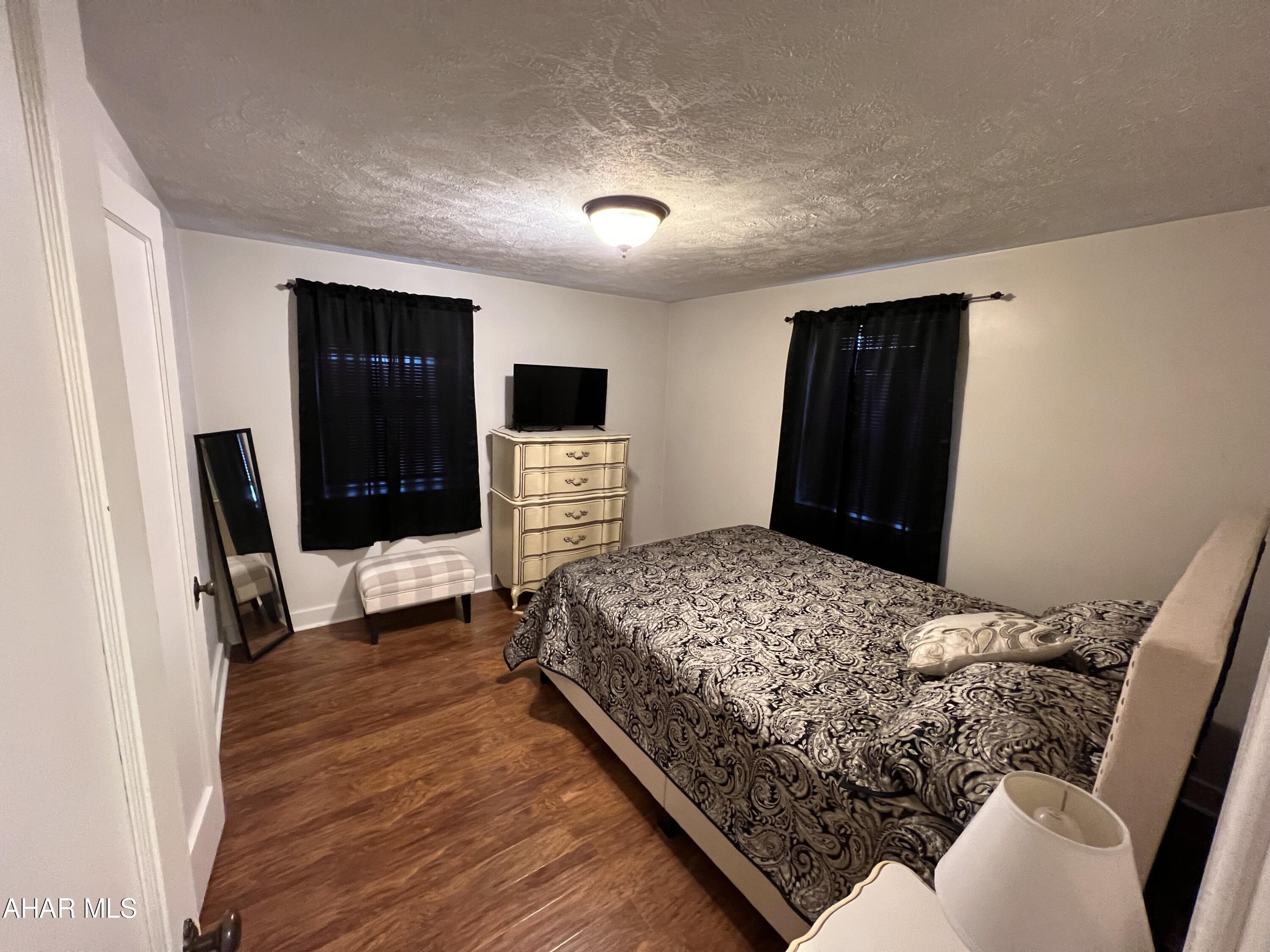 Llyswen - Residential