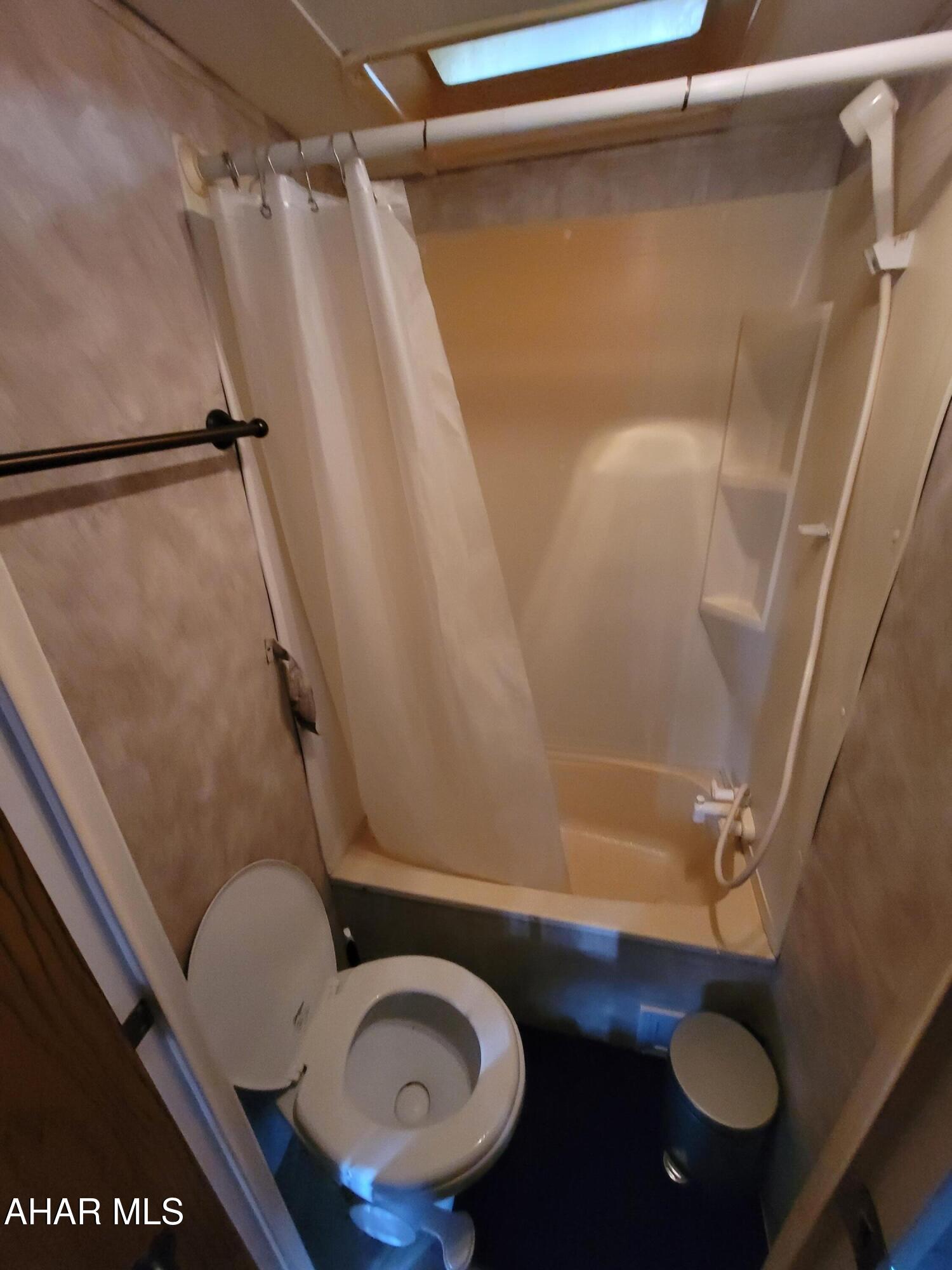 Glendale Yearound - Residential