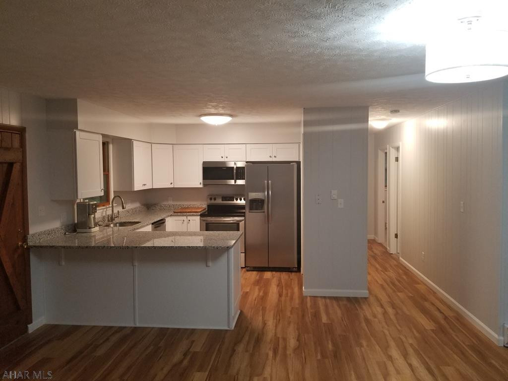 Glendale Yearound - Residential