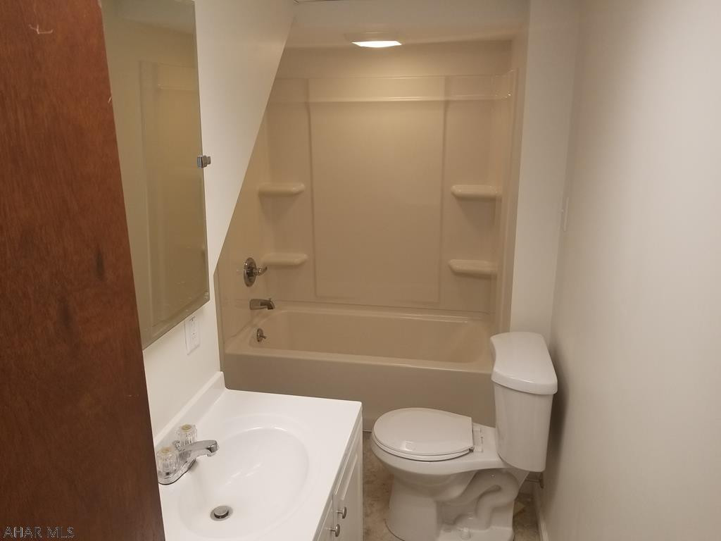 Glendale Yearound - Residential