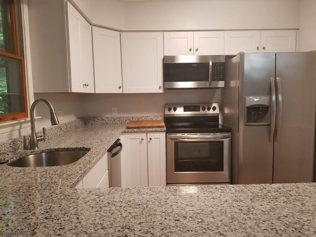 Glendale Yearound - Residential