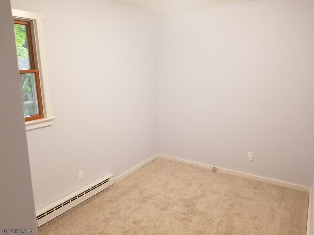 Glendale Yearound - Residential