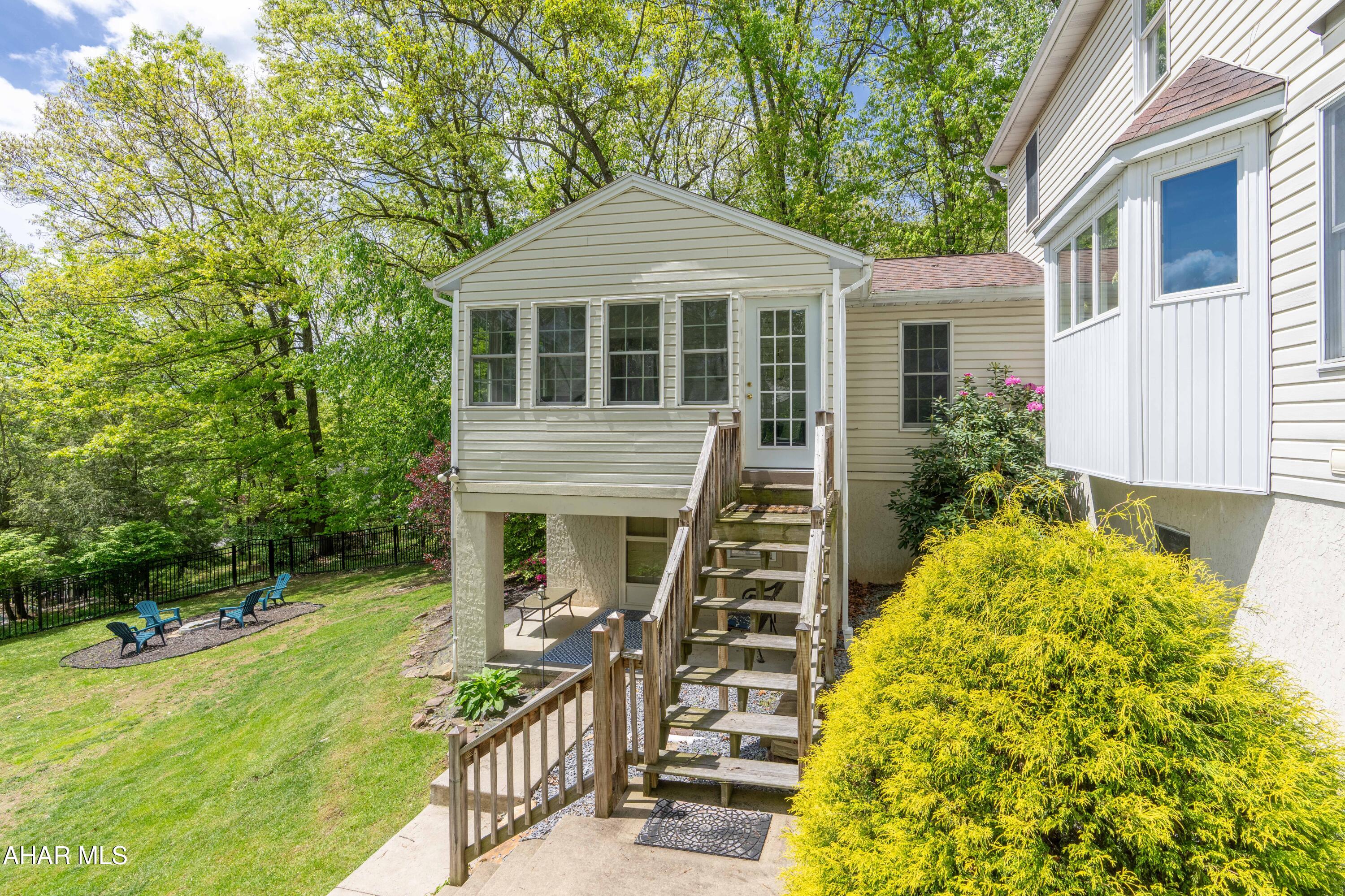 Stonehedge - Residential