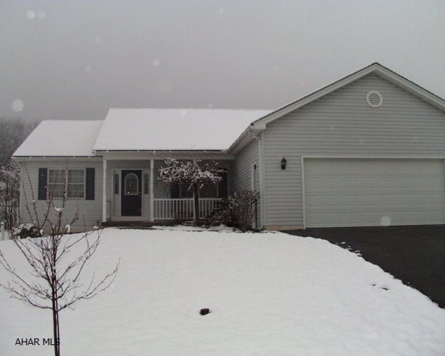 3BR rancher on level lot. 2 car garage 2BA.