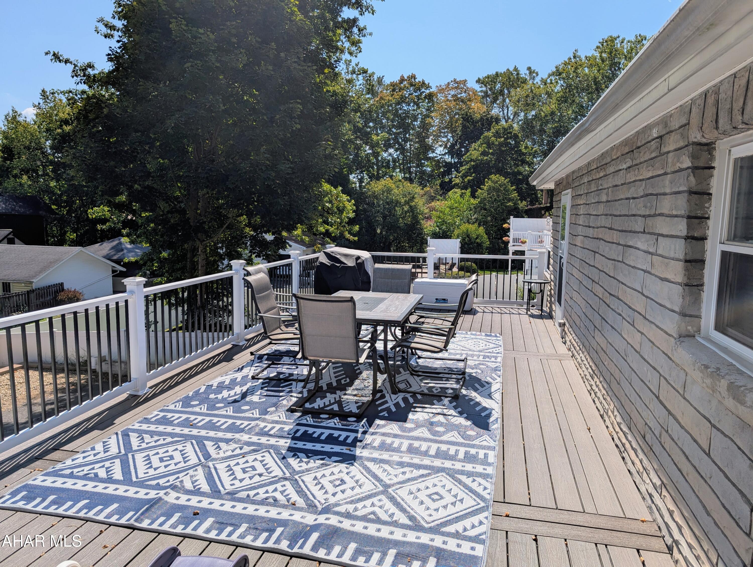 Llyswen - Residential