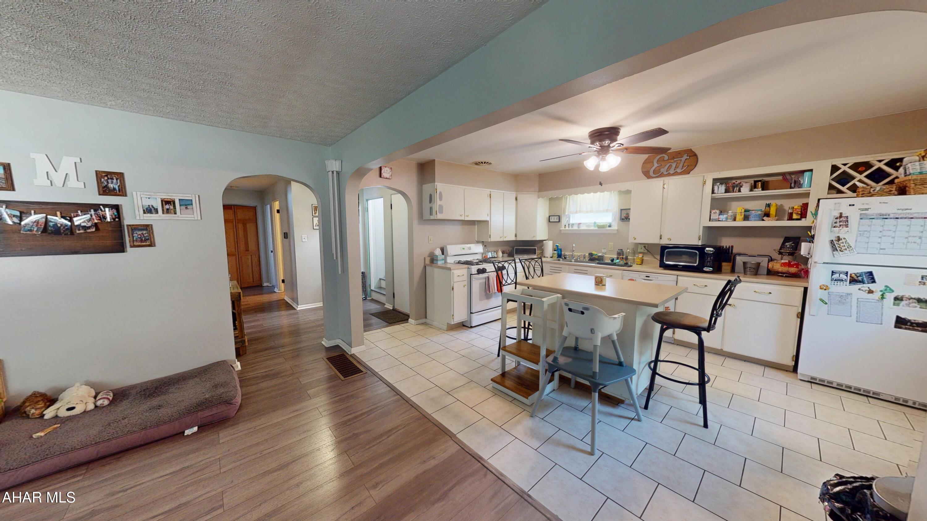 Llyswen - Residential