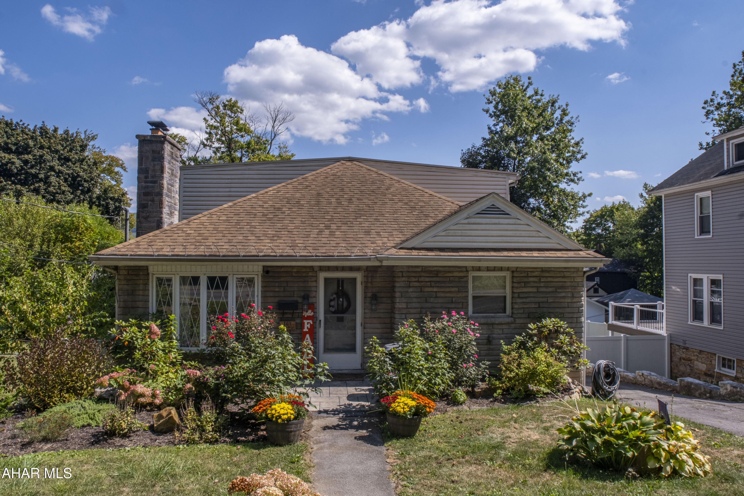 Llyswen - Residential