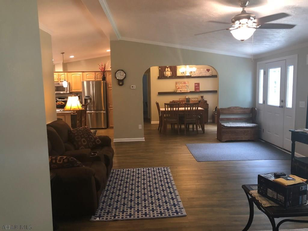 Glendale Yearound - Residential