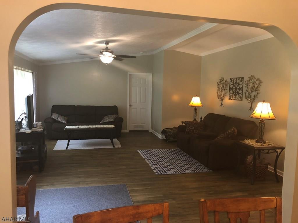 Glendale Yearound - Residential