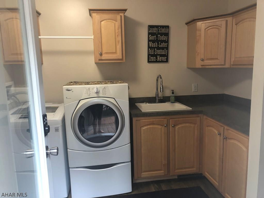 Glendale Yearound - Residential