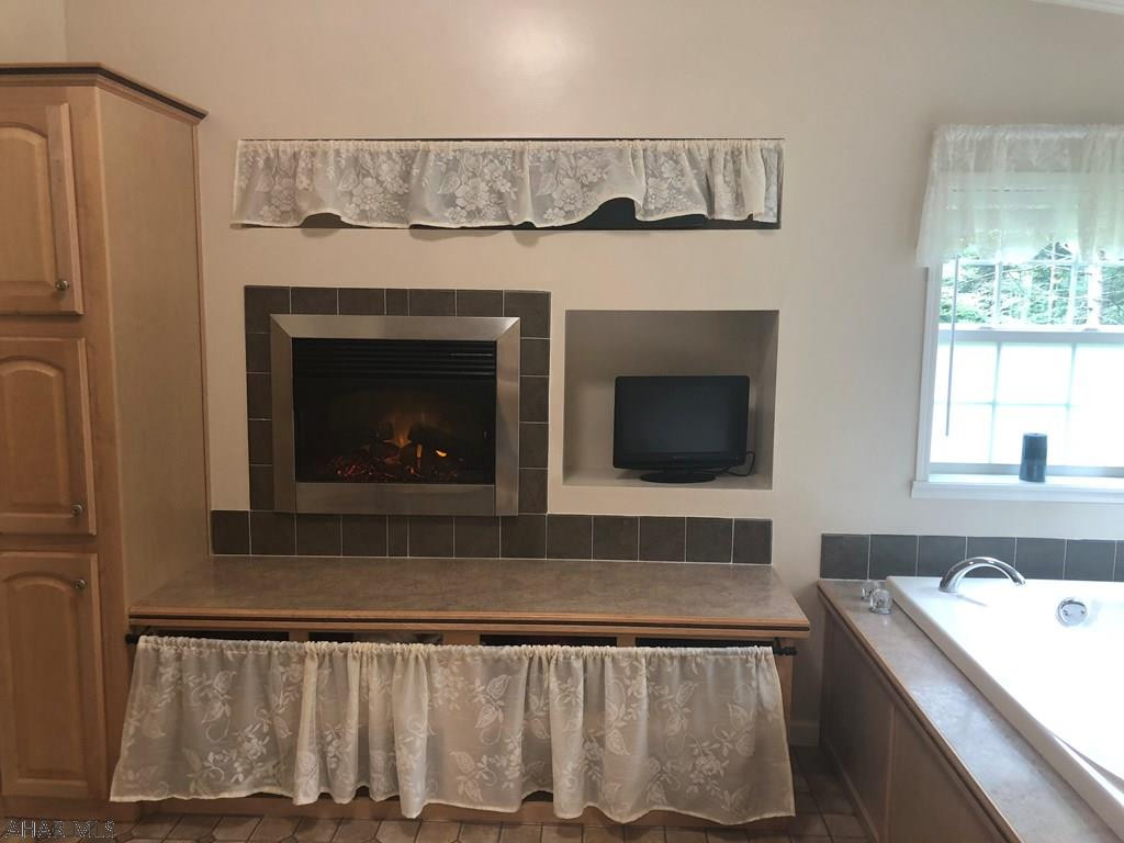 Glendale Yearound - Residential