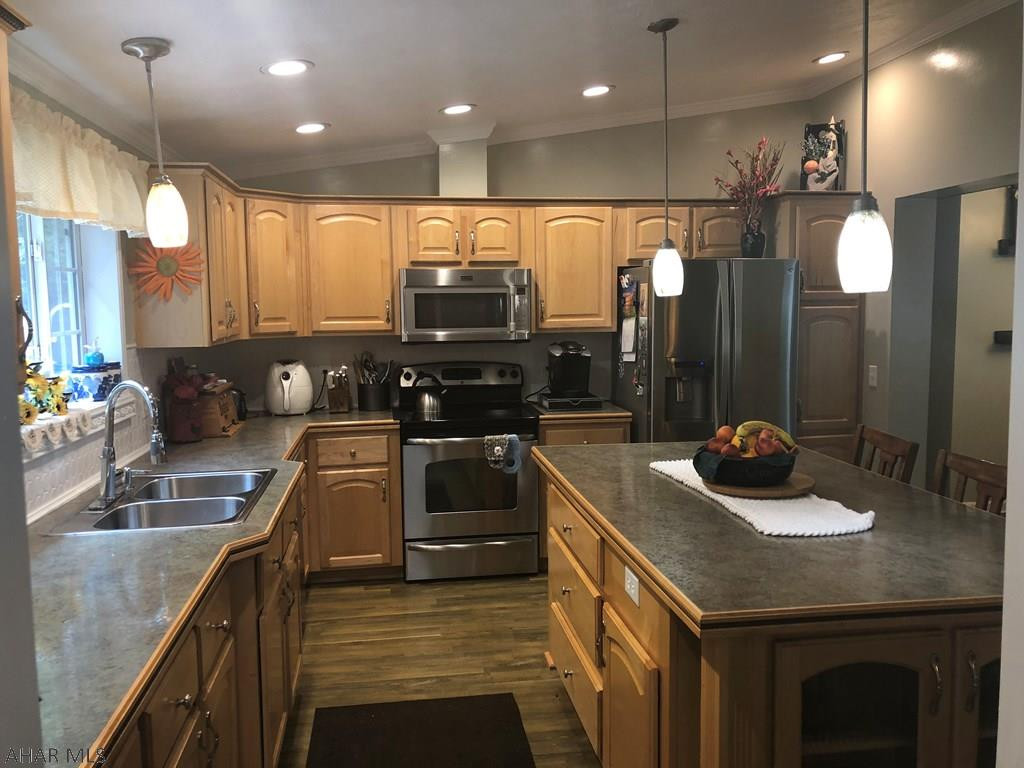 Glendale Yearound - Residential