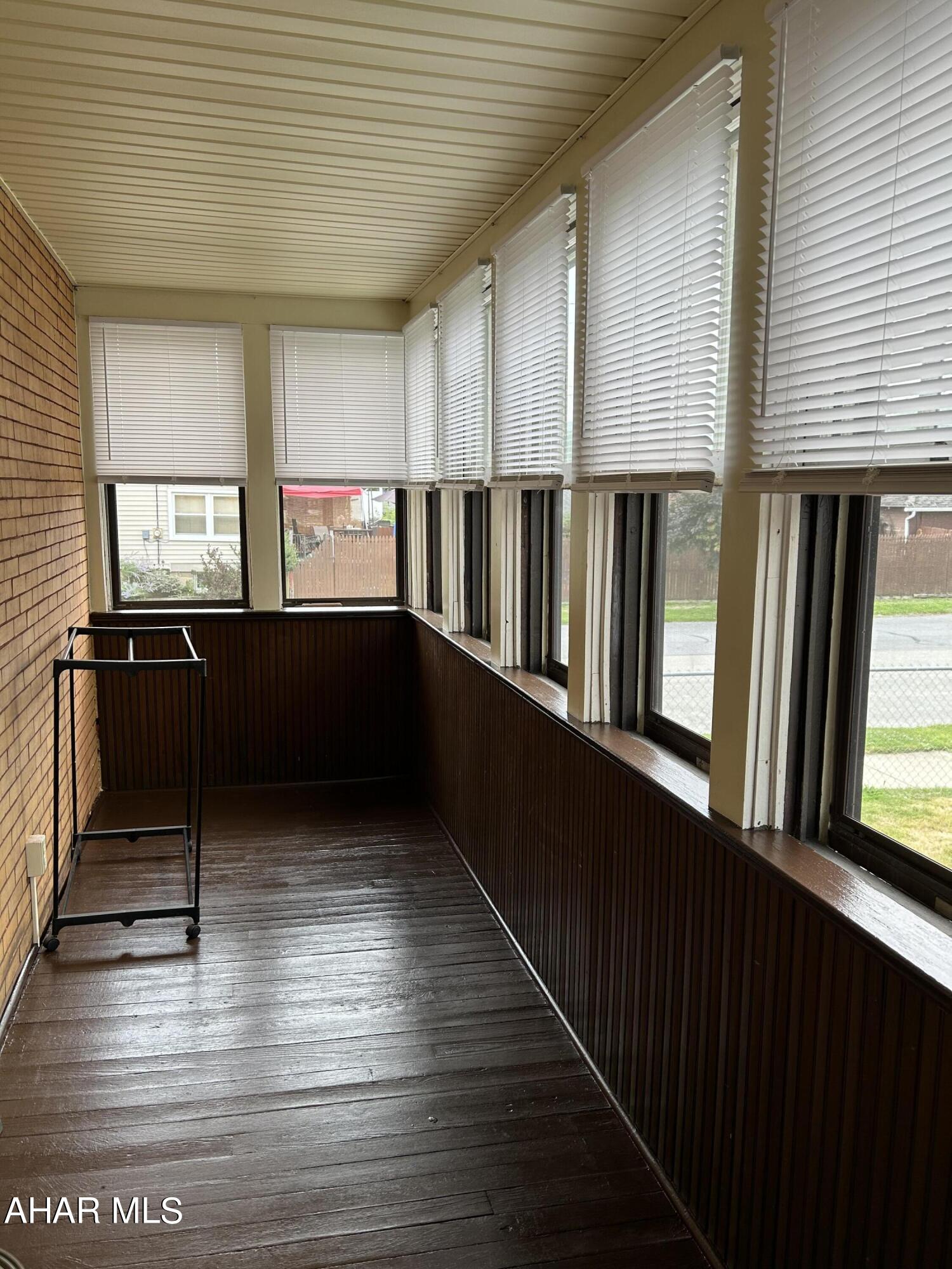 Juniata - Residential