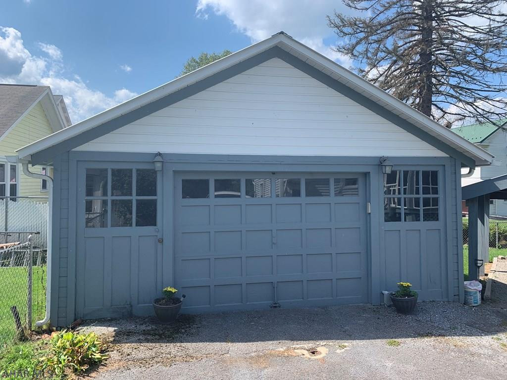 Unknown - Residential