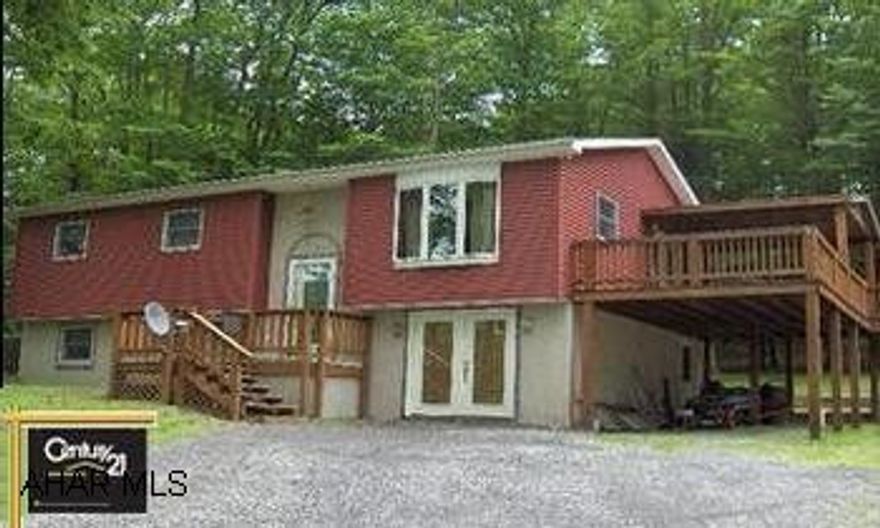 Wonderful 3 BR, split entry home with finished basement & covered deck on approx 1/2 acre lot. Located in Glendale Yearound.