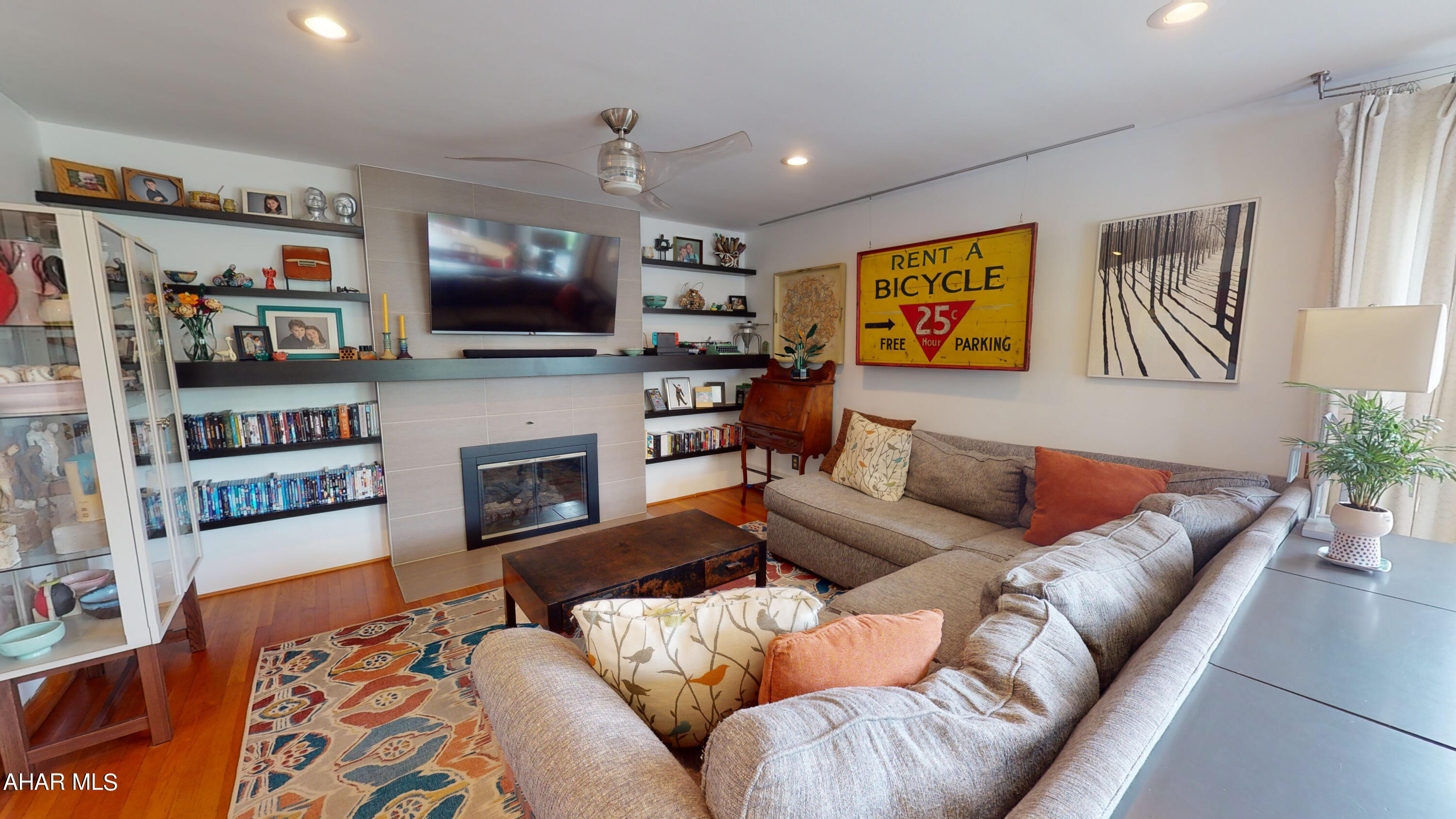 West Loop - Residential