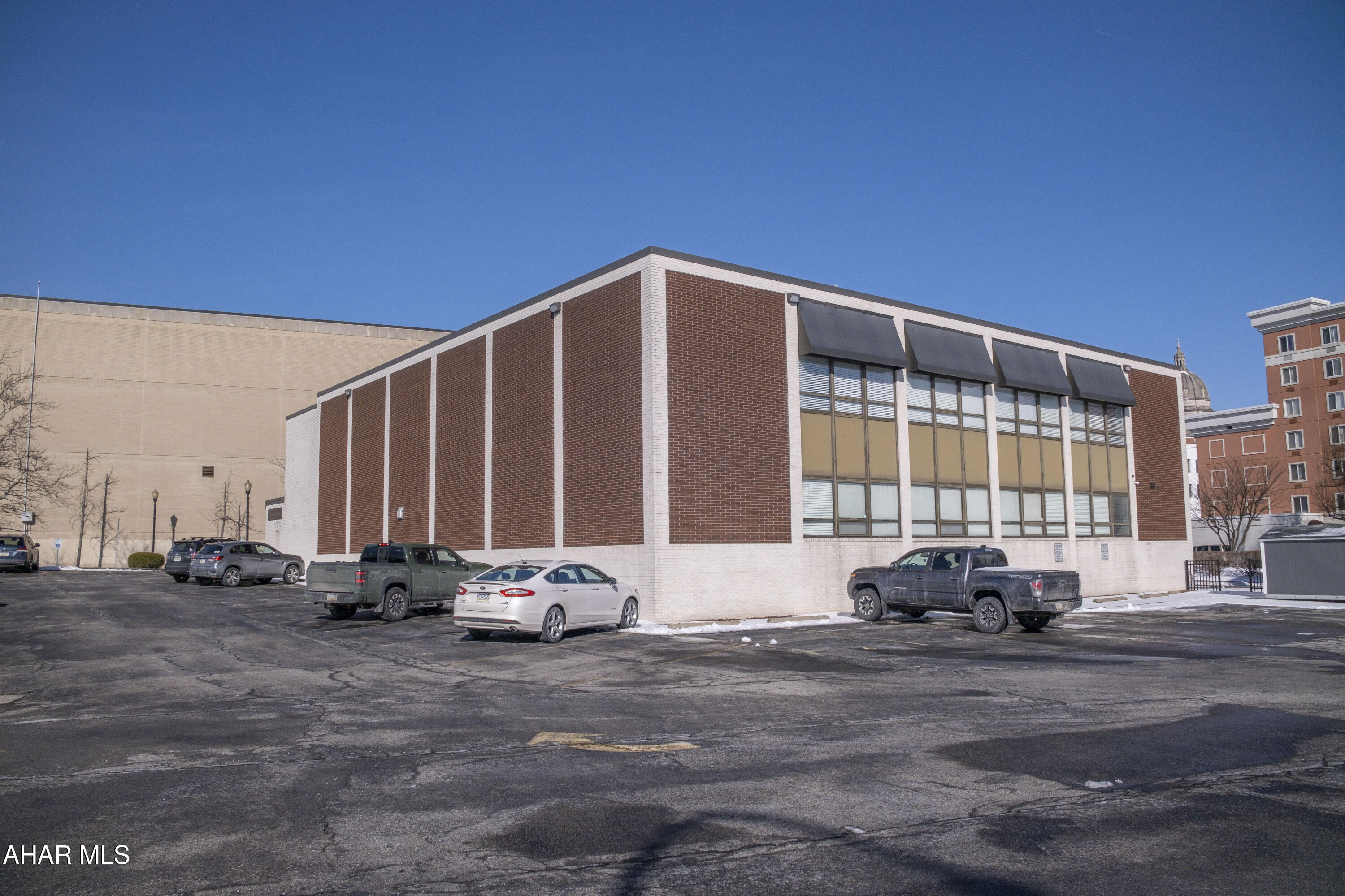 None - Commercial Lease