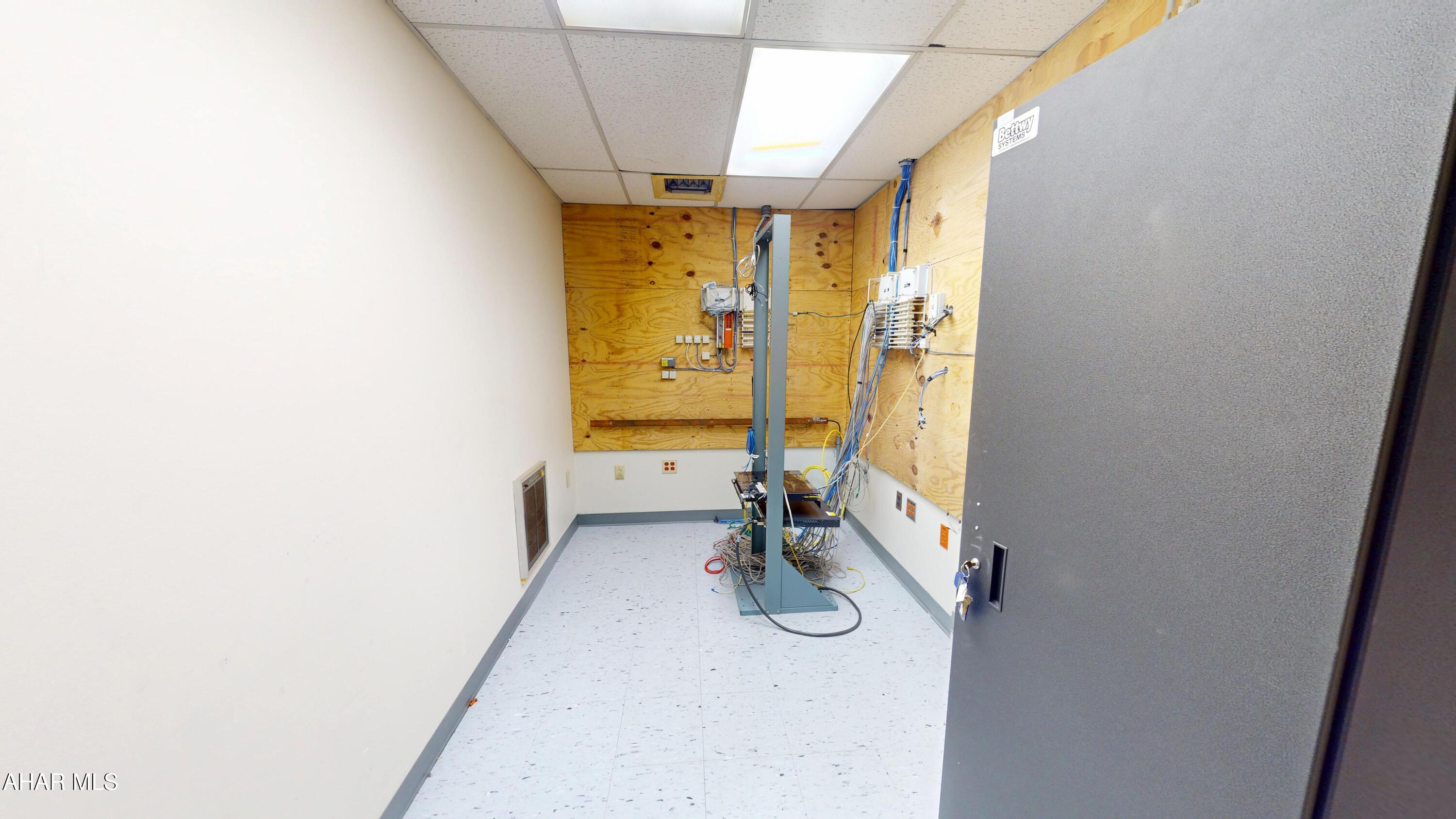 None - Commercial Lease