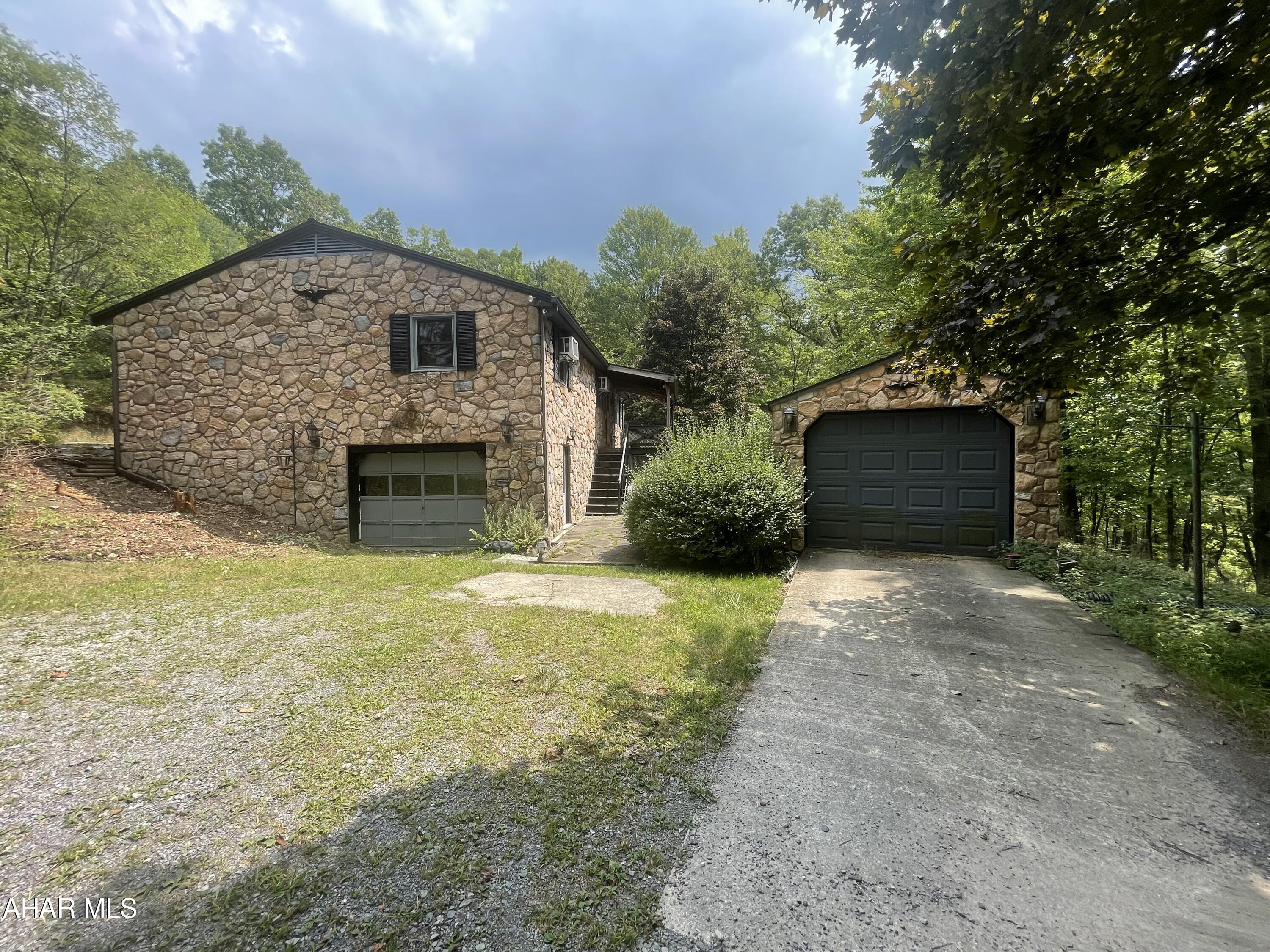 Homers Gap - Residential