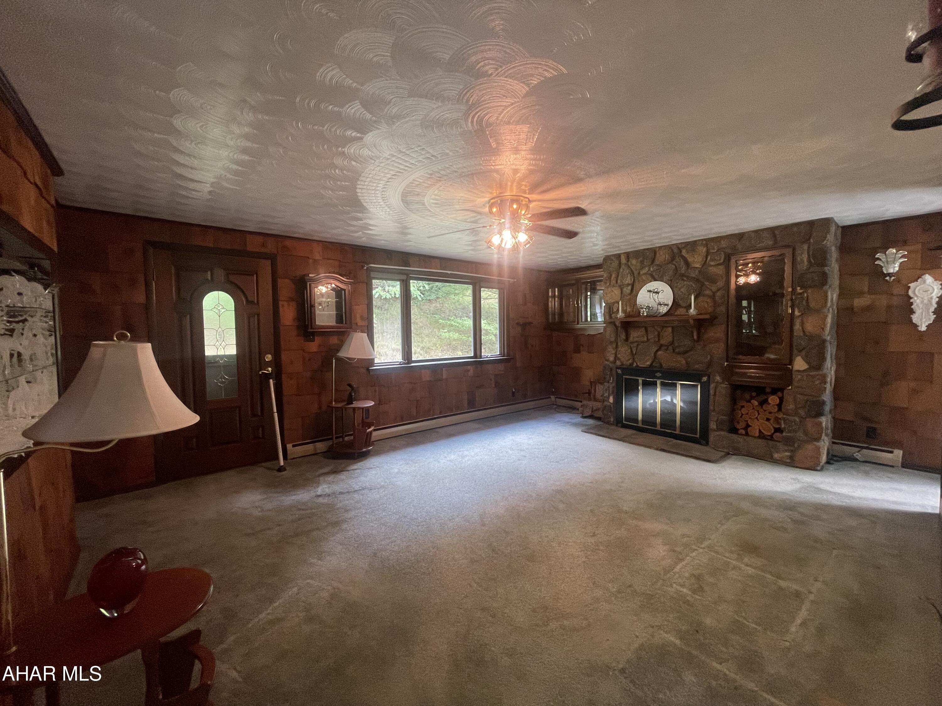 Homers Gap - Residential