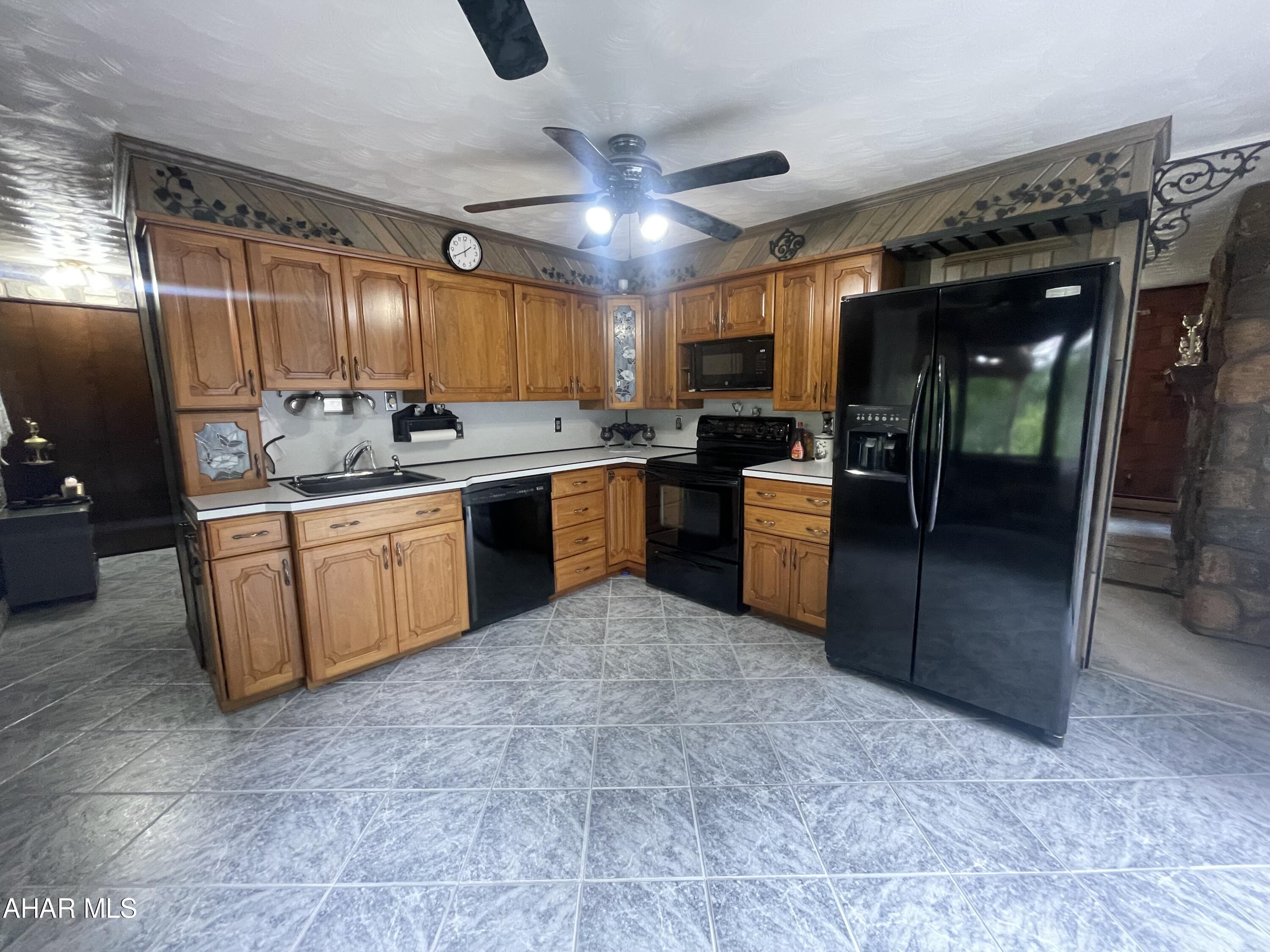 Homers Gap - Residential