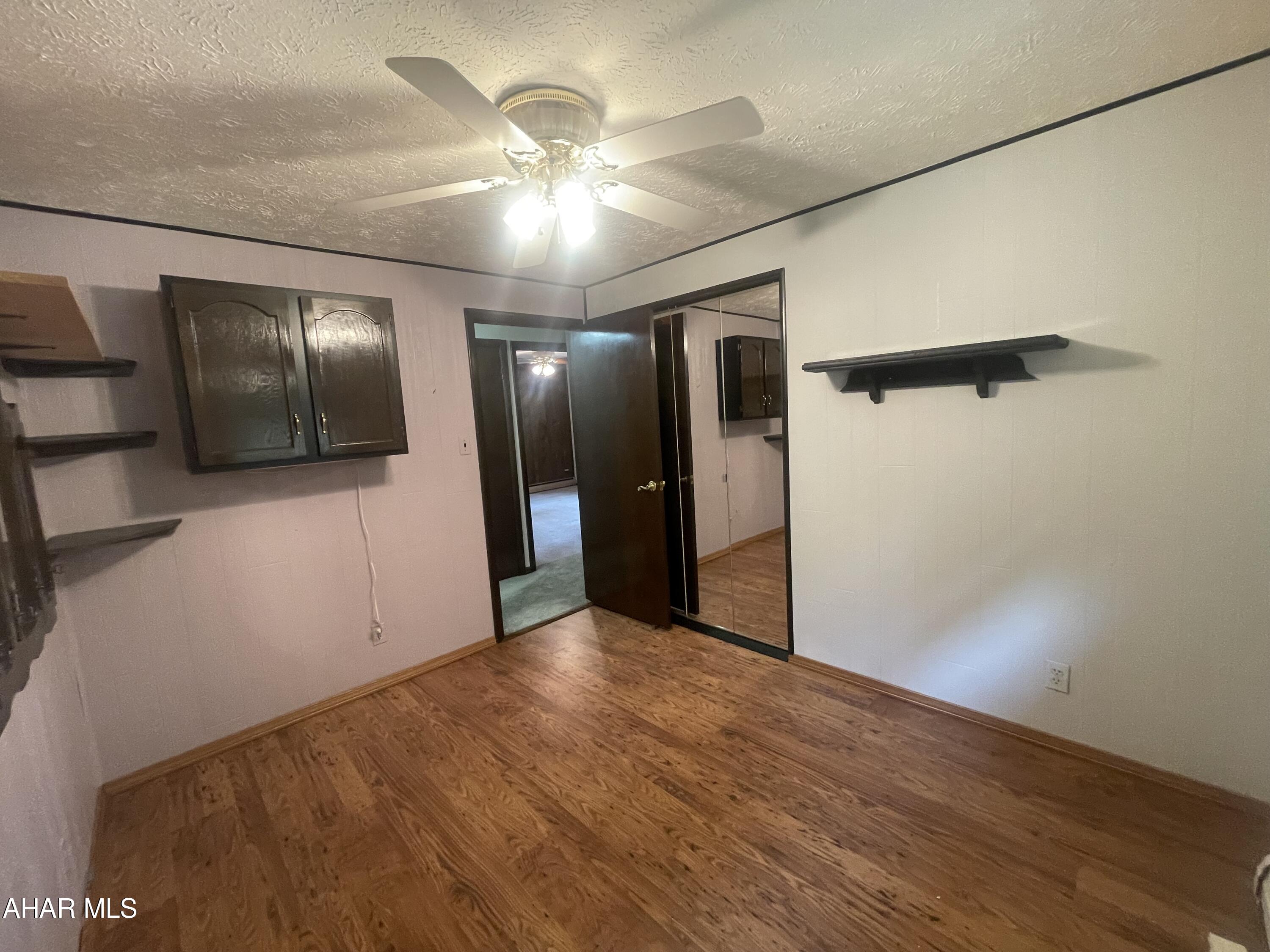 Homers Gap - Residential