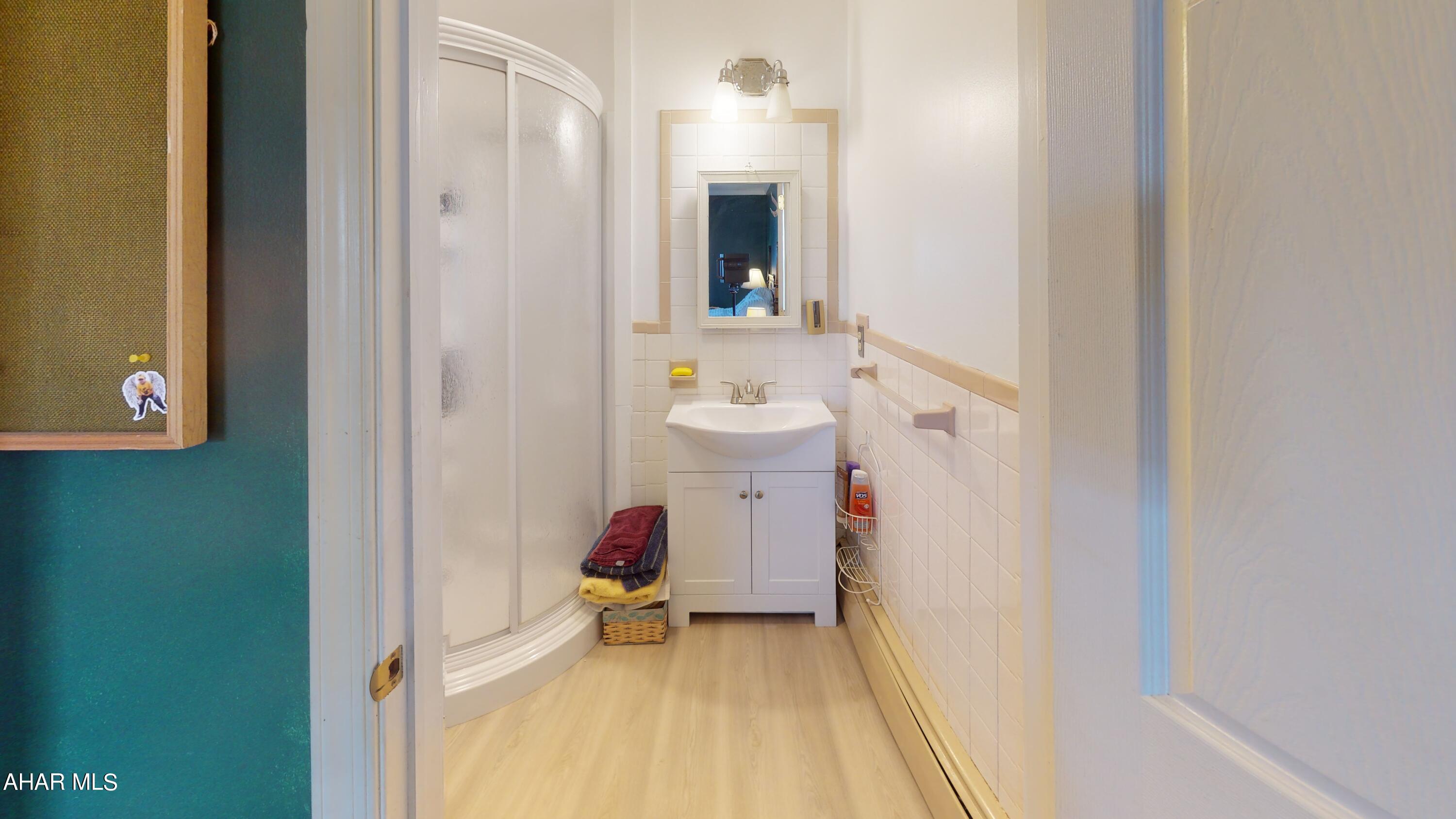 Juniata Gap - Residential