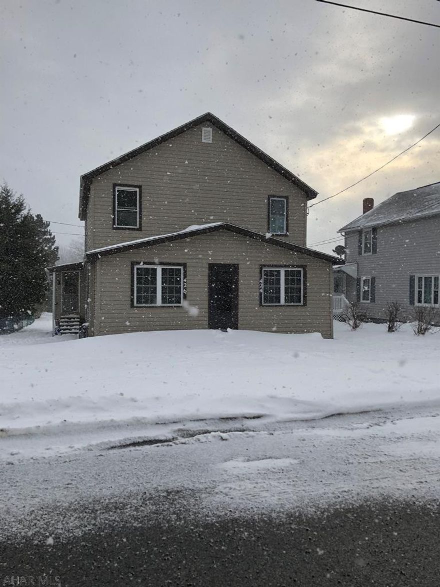 Well maintained Duplex in Cresson Borough. Live in one side rent out the other.