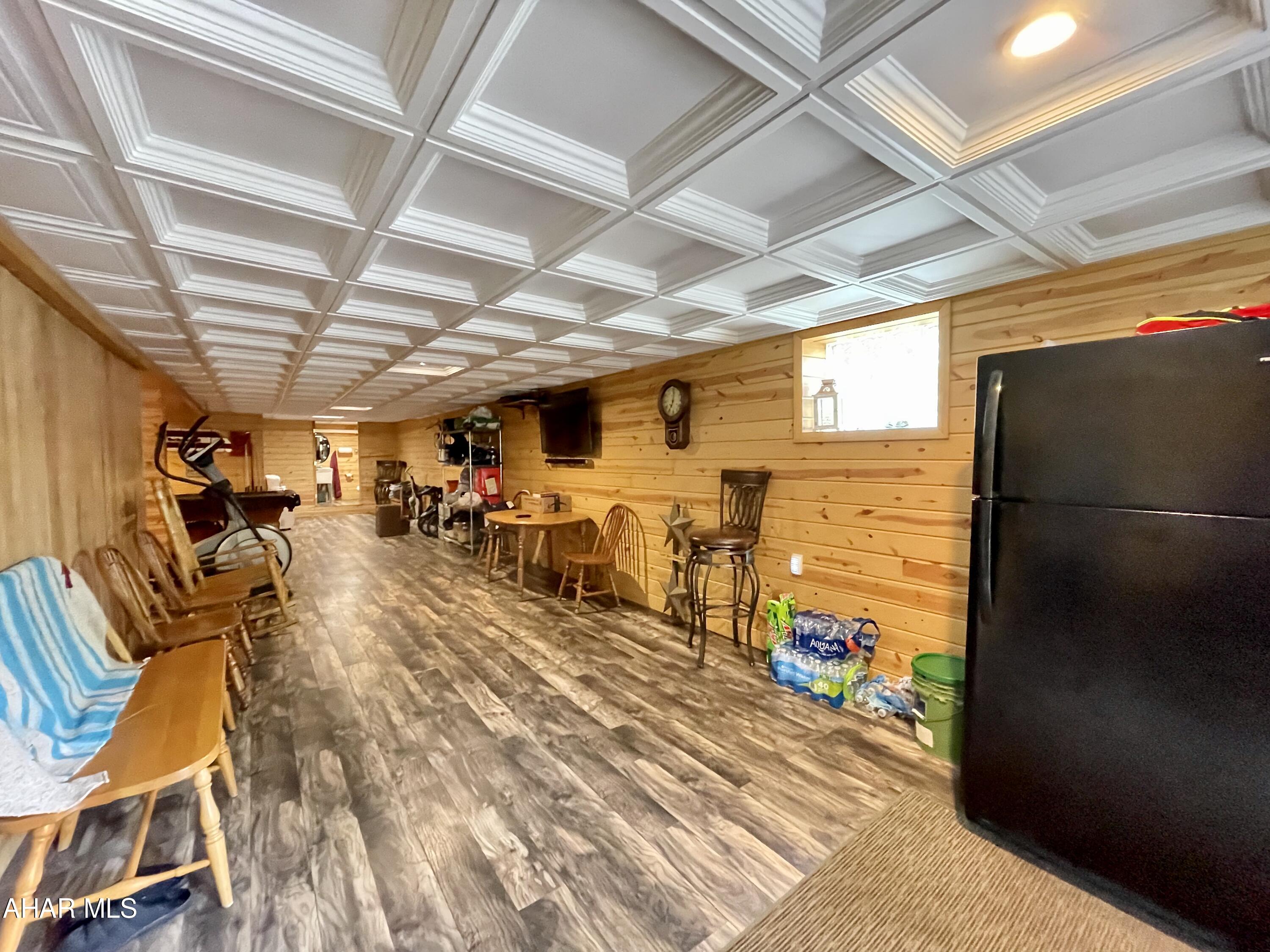 Glendale Yearound - Residential